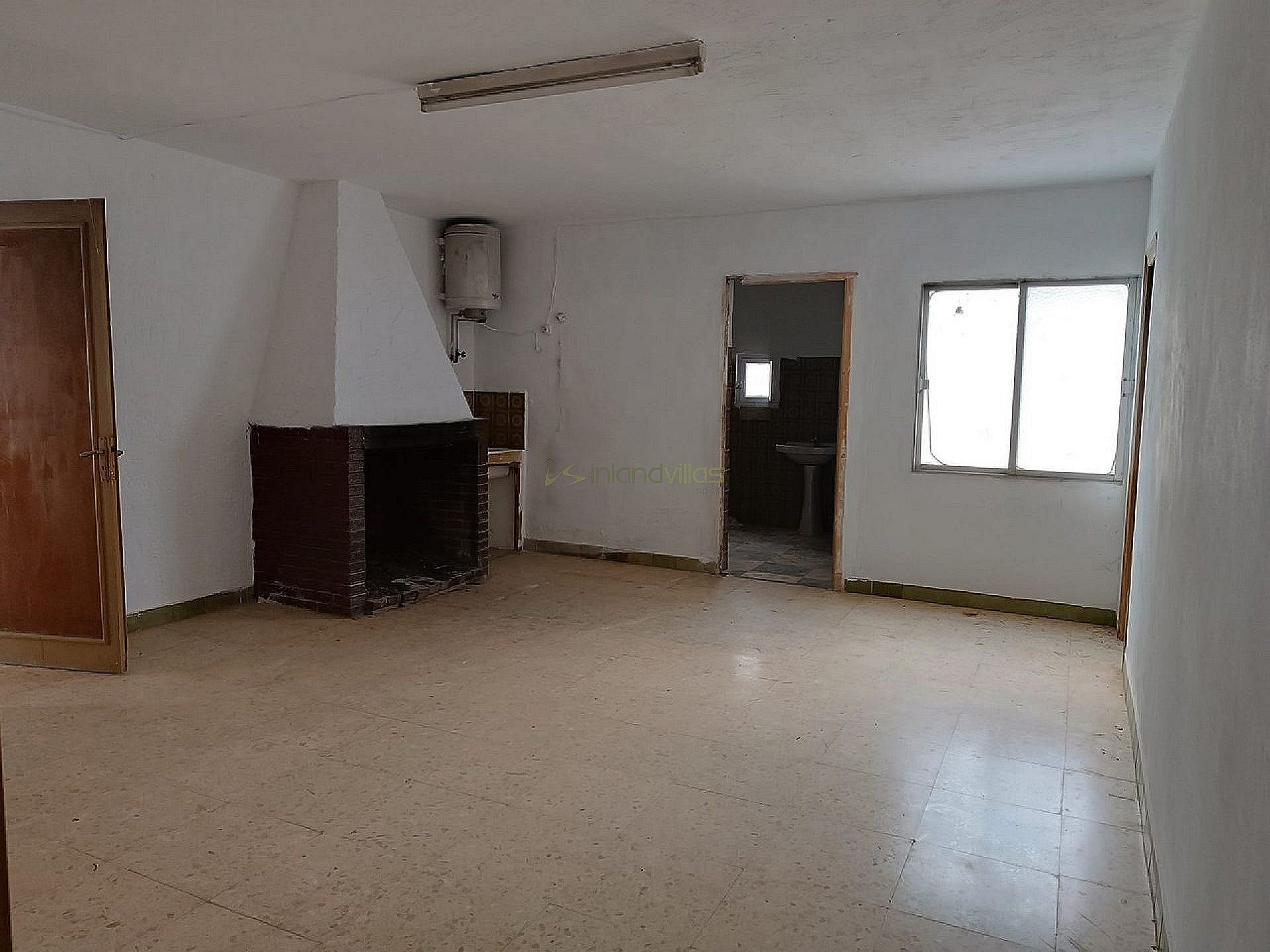 Sold - 5 Bedroom 2 Bathroom Country house in Yecla - - Murcia Sold - 5 Bedroom 2 Bathroom Country house in Yecla - - Murcia
