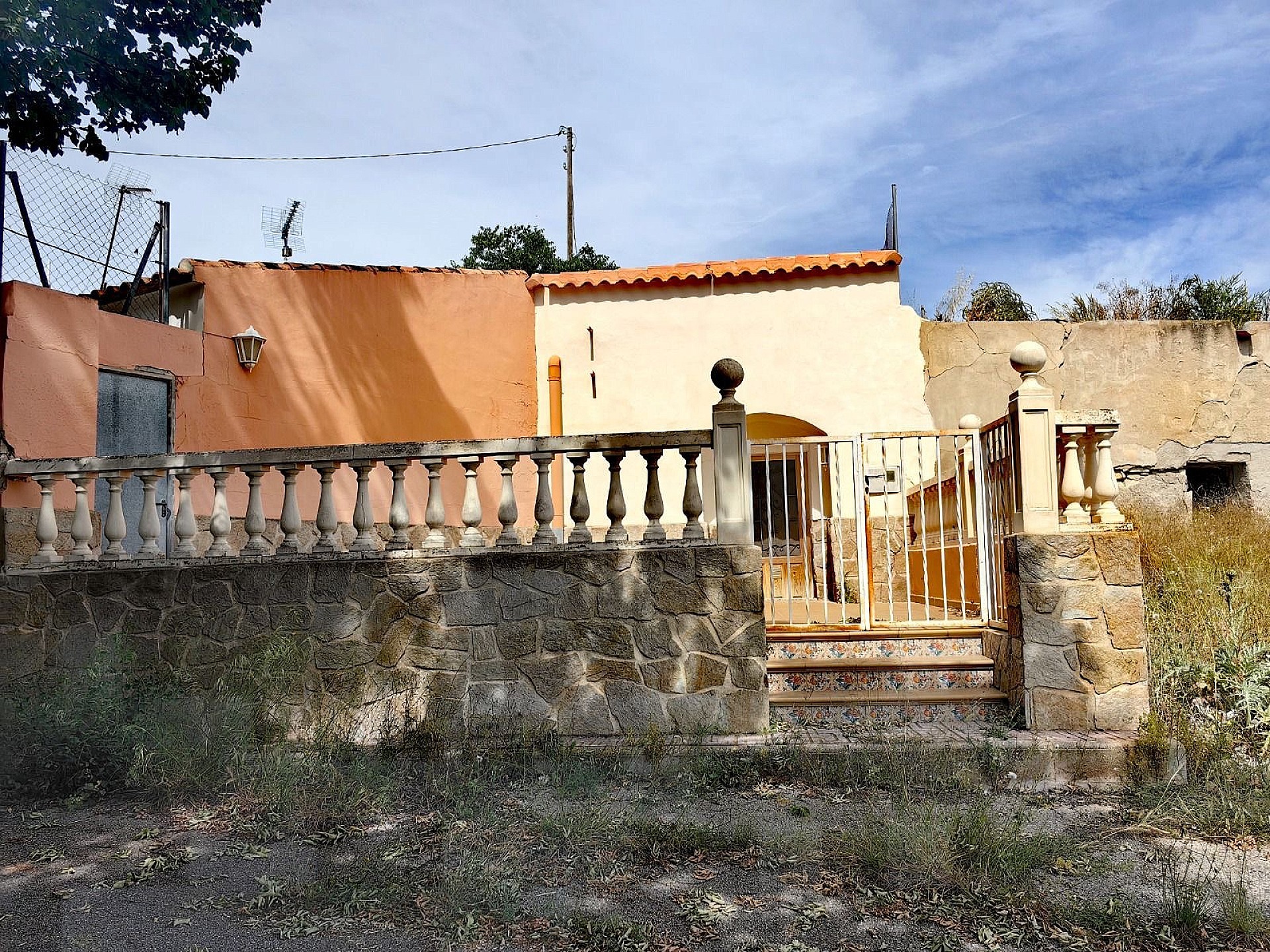 Sold - 4 Bedroom 1 Bathroom Cave House in Pinoso - - Alicante Sold - 4 Bedroom 1 Bathroom Cave House in Pinoso - - Alicante