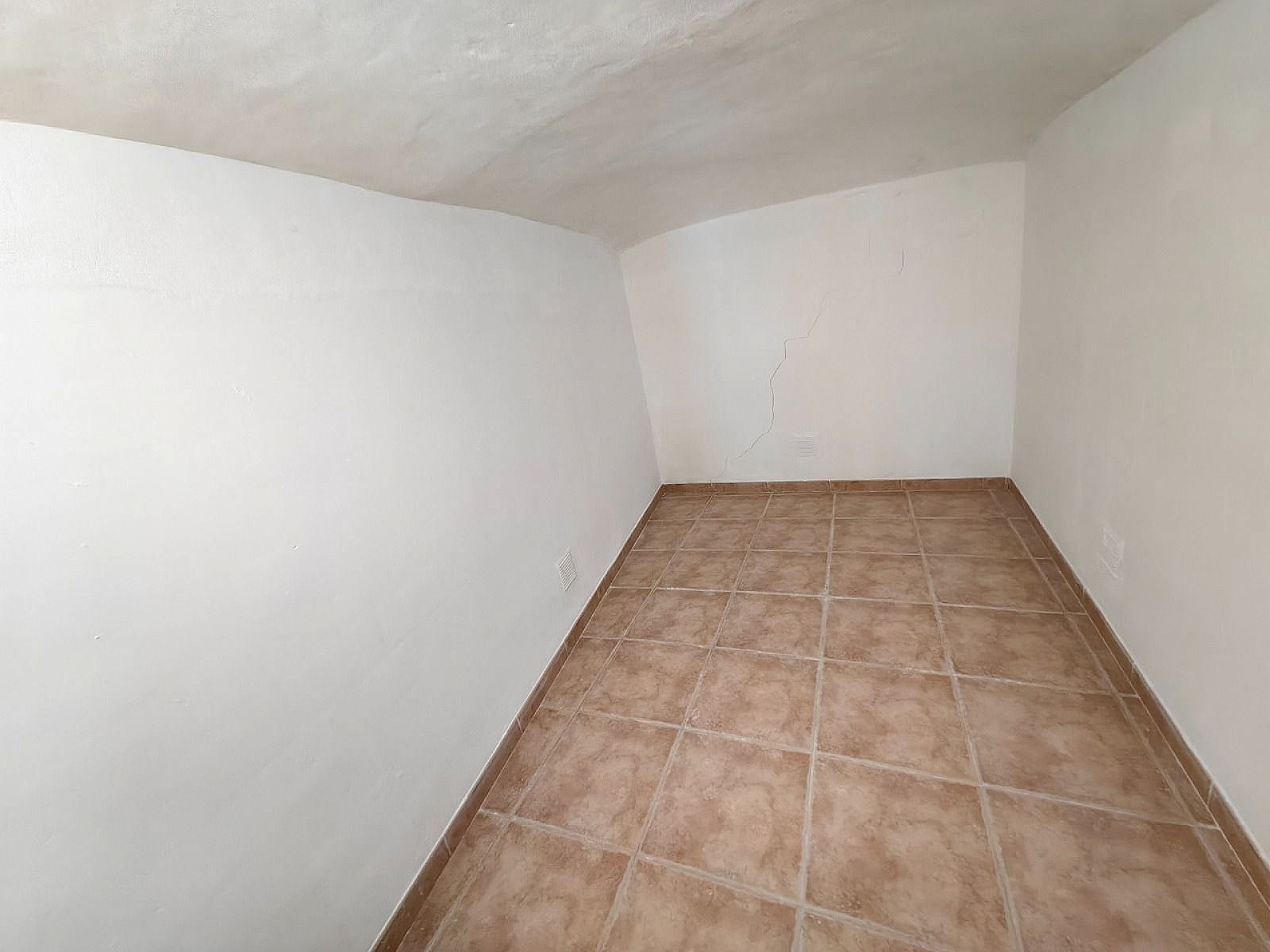 Sold - 4 Bedroom 1 Bathroom Cave House in Pinoso - - Alicante Sold - 4 Bedroom 1 Bathroom Cave House in Pinoso - - Alicante