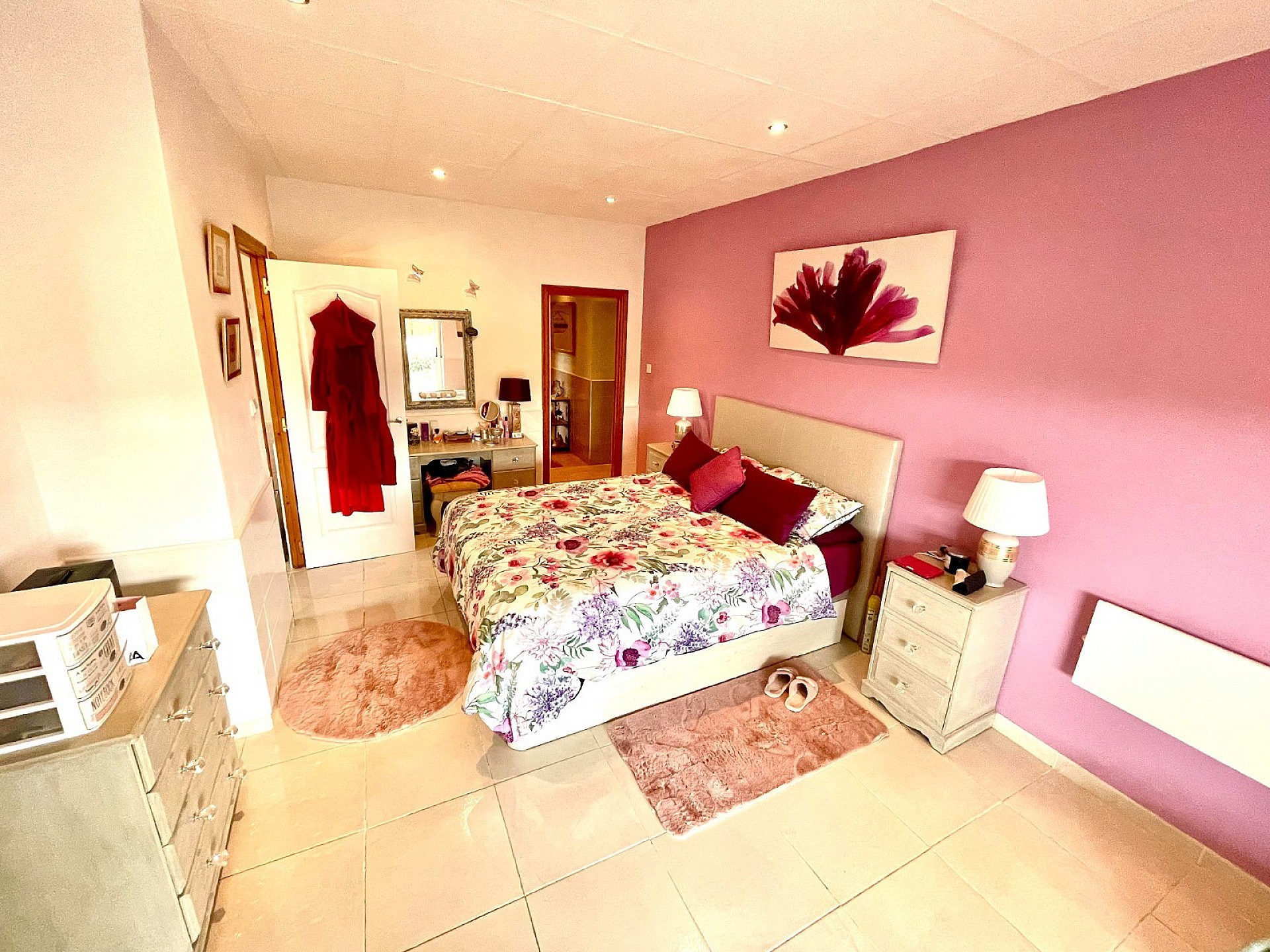 Resale - 4 Bedroom 2 Bathroom Villa in Villena - - Alicante Resale - 4 Bedroom 2 Bathroom Villa in Villena - - Alicante