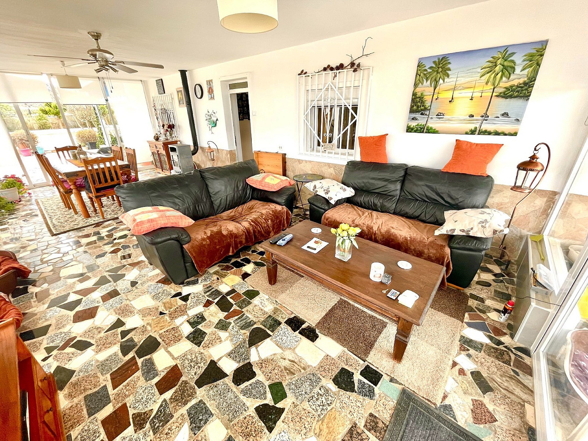 Resale - 4 Bedroom 2 Bathroom Villa in Villena - - Alicante Resale - 4 Bedroom 2 Bathroom Villa in Villena - - Alicante