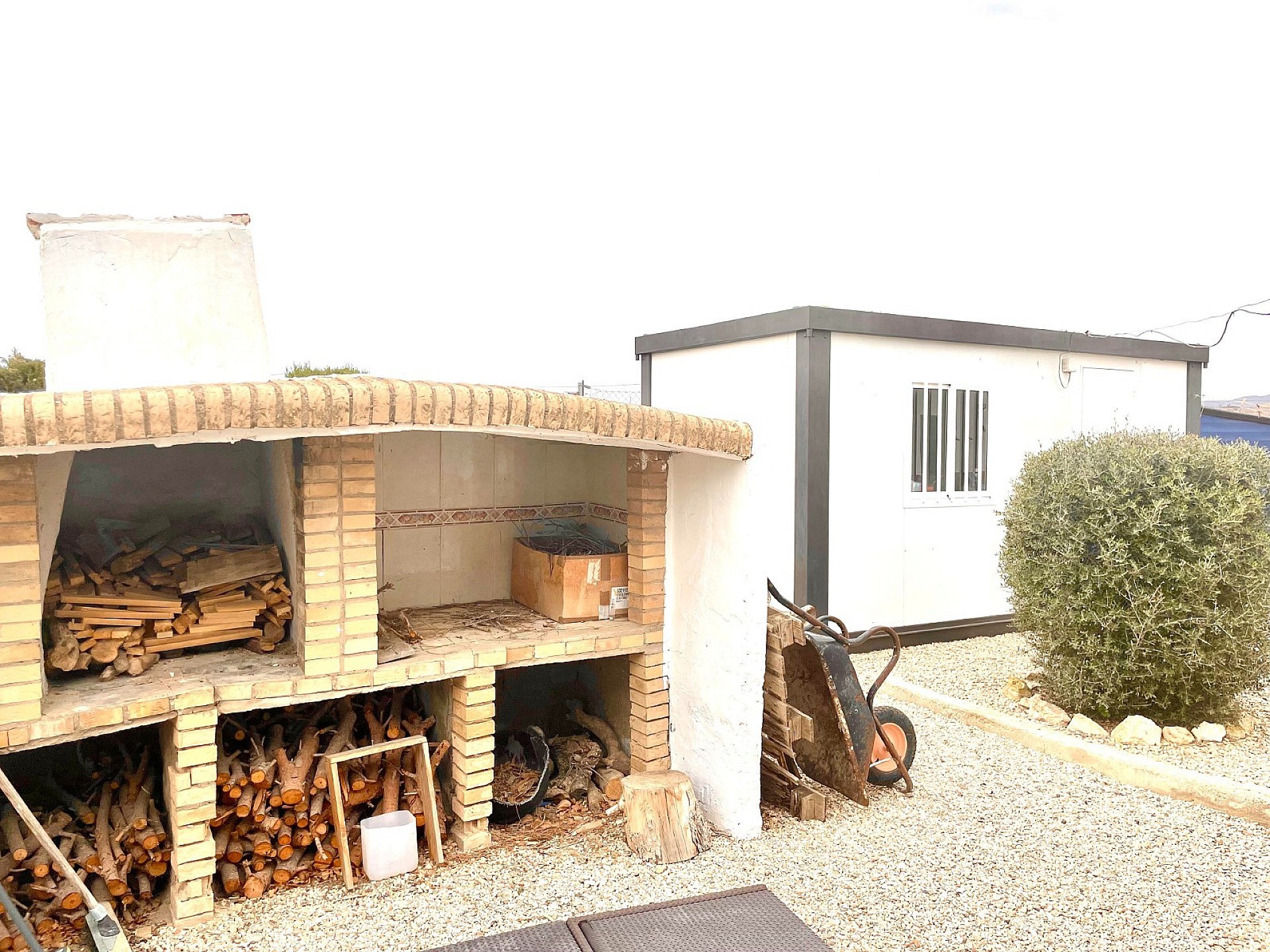 Resale - 4 Bedroom 2 Bathroom Villa in Villena - - Alicante Resale - 4 Bedroom 2 Bathroom Villa in Villena - - Alicante