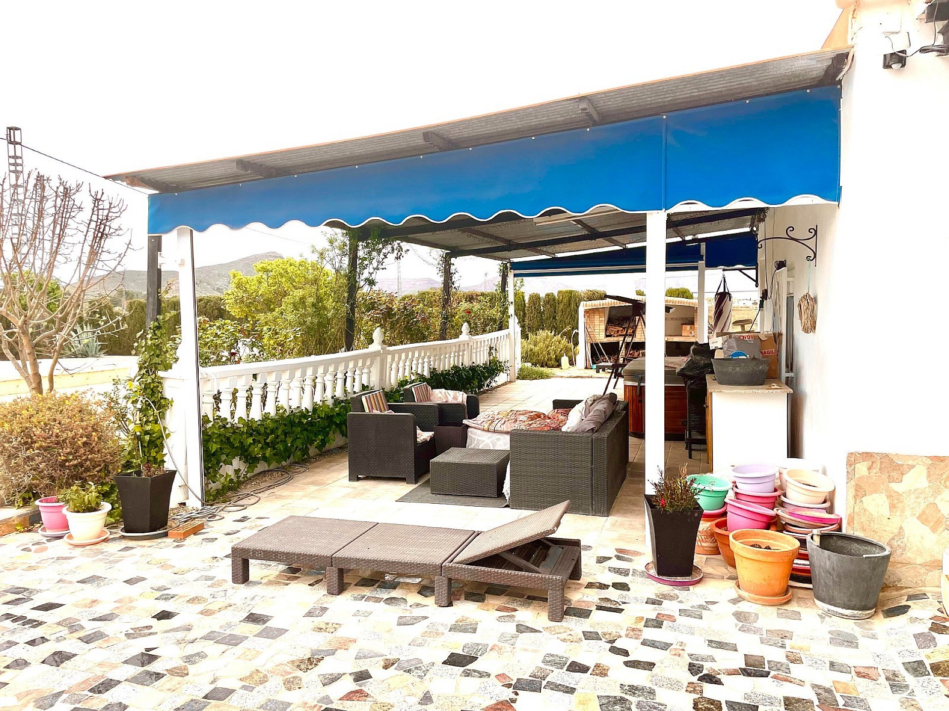 Resale - 4 Bedroom 2 Bathroom Villa in Villena - - Alicante Resale - 4 Bedroom 2 Bathroom Villa in Villena - - Alicante