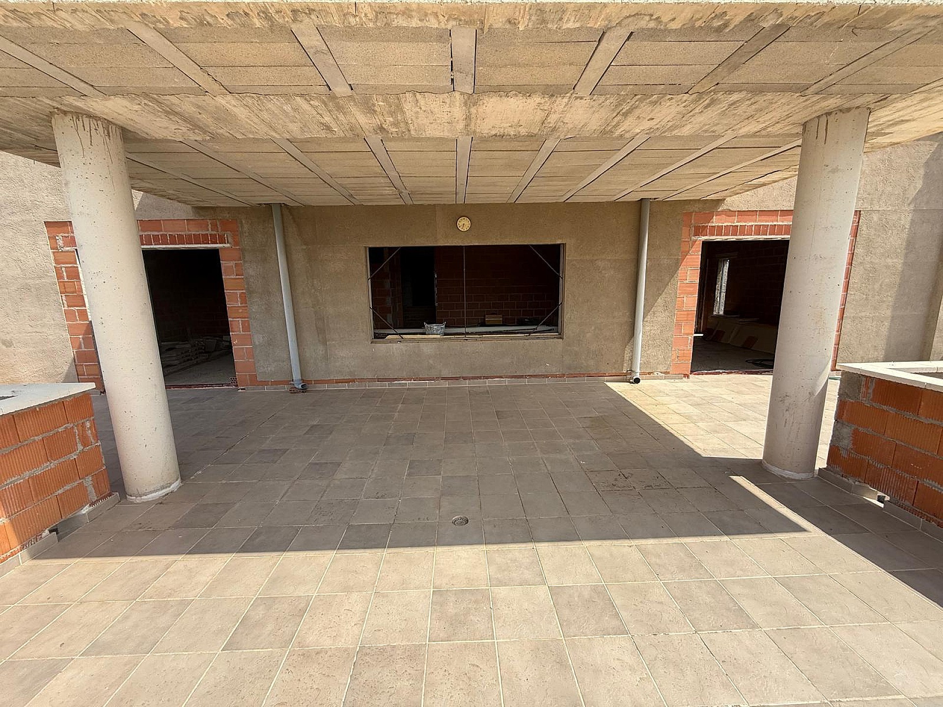 Resale - 7 Bedroom 4 Bathroom Villa in Salinas - - Alicante Resale - 7 Bedroom 4 Bathroom Villa in Salinas - - Alicante