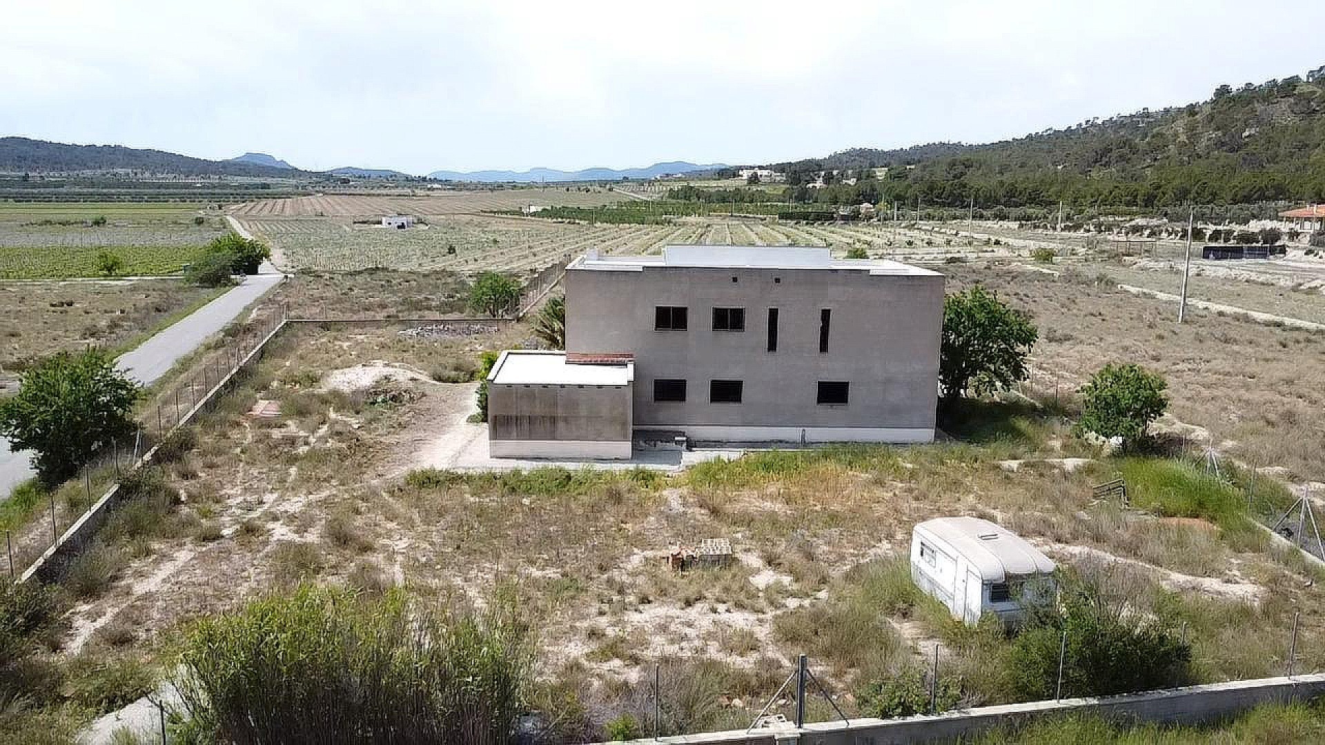 Resale - 7 Bedroom 4 Bathroom Villa in Salinas - - Alicante Resale - 7 Bedroom 4 Bathroom Villa in Salinas - - Alicante