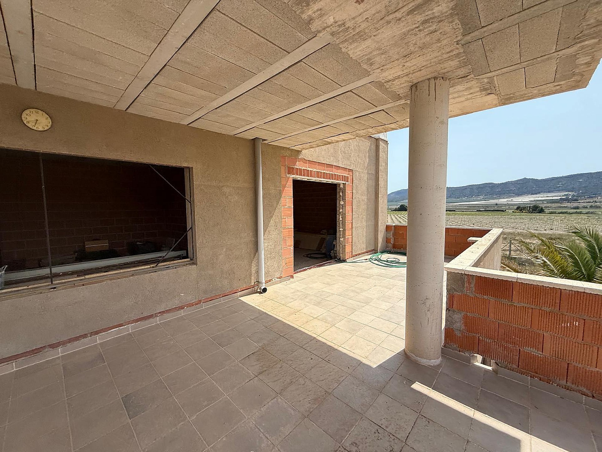 Resale - 7 Bedroom 4 Bathroom Villa in Salinas - - Alicante Resale - 7 Bedroom 4 Bathroom Villa in Salinas - - Alicante