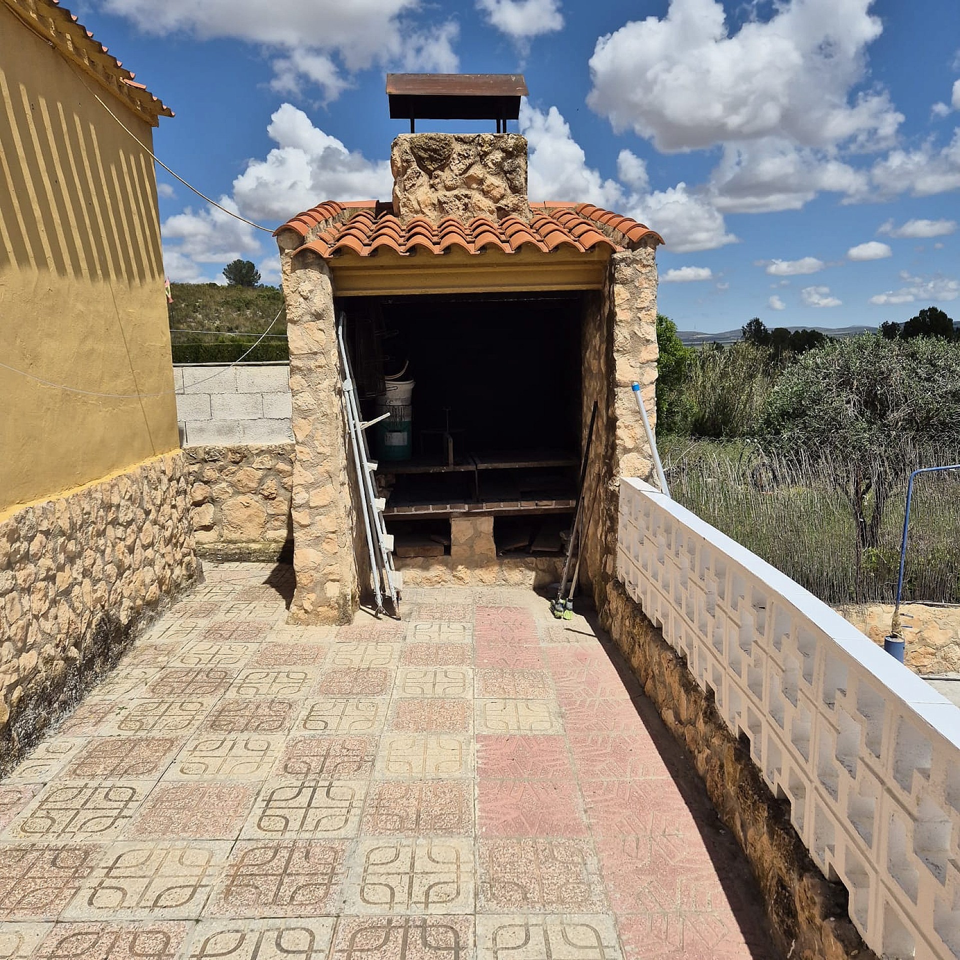 Sold - 3 Bedroom 1 Bathroom Country house in Yecla - - Murcia Sold - 3 Bedroom 1 Bathroom Country house in Yecla - - Murcia