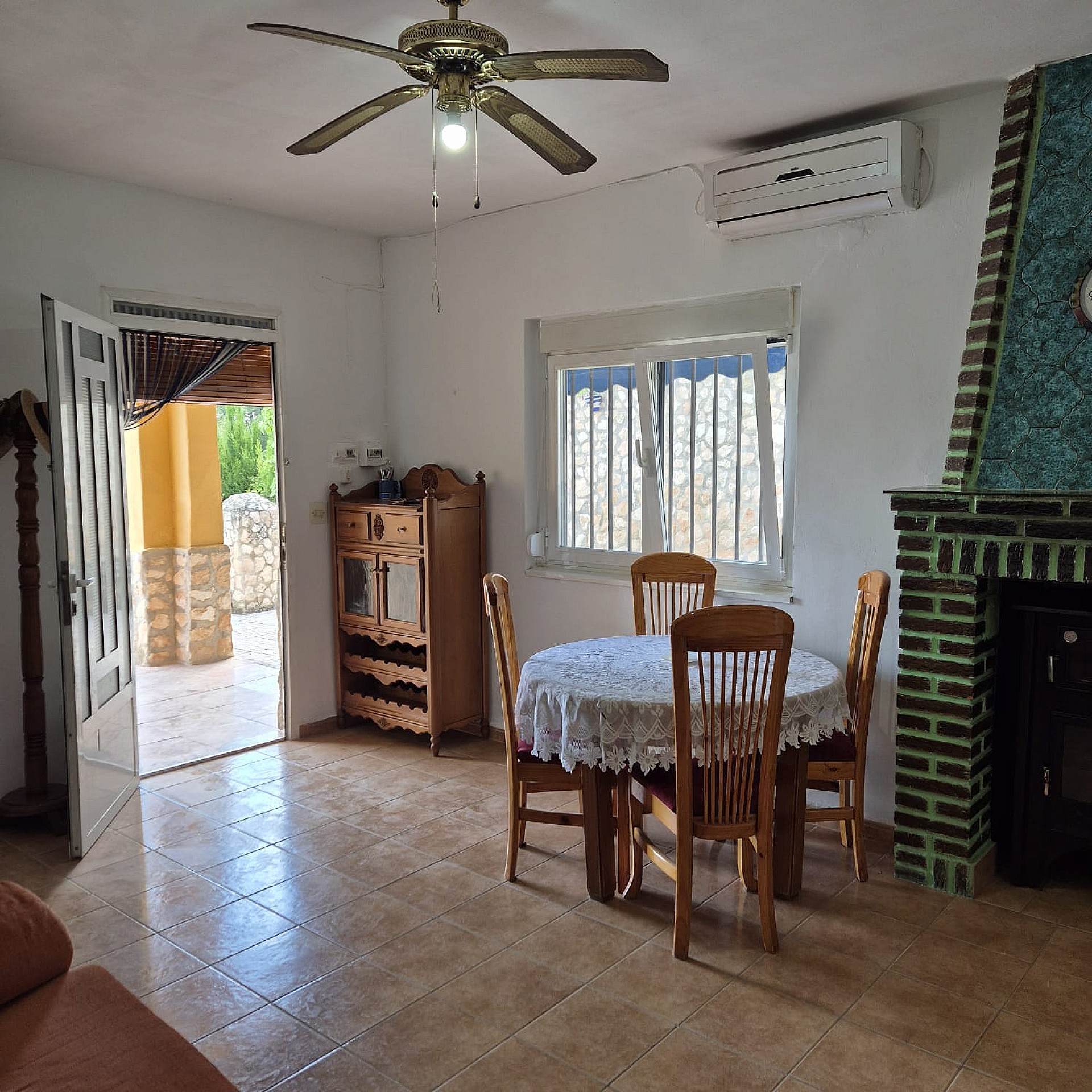 Sold - 3 Bedroom 1 Bathroom Country house in Yecla - - Murcia Sold - 3 Bedroom 1 Bathroom Country house in Yecla - - Murcia