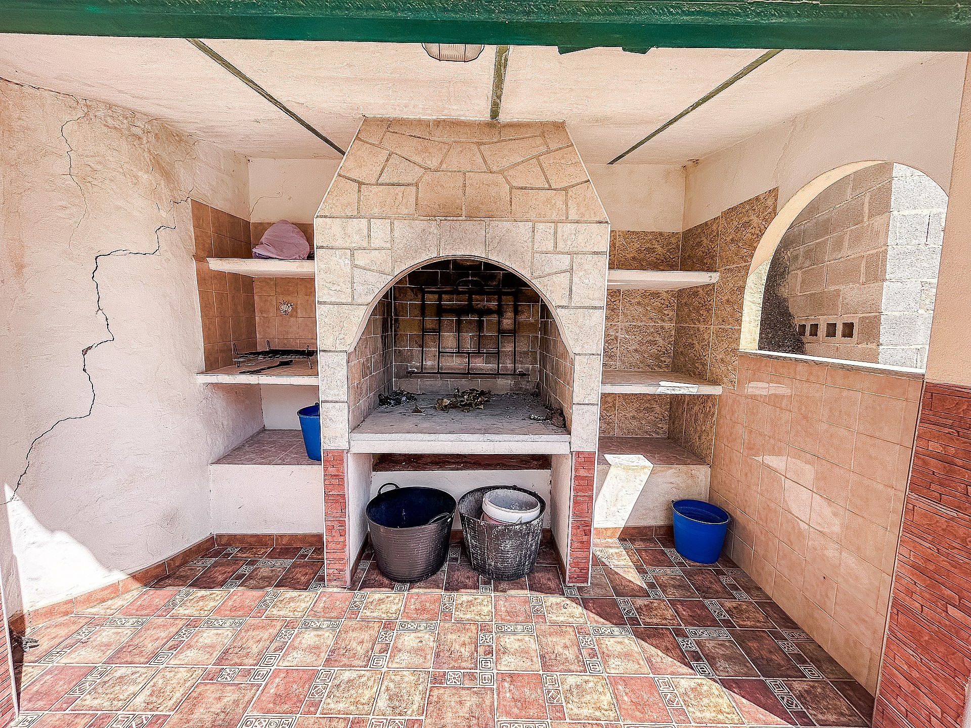 Resale - 3 Bedroom 2 Bathroom Country house in Petrer - - Alicante Resale - 3 Bedroom 2 Bathroom Country house in Petrer - - Alicante