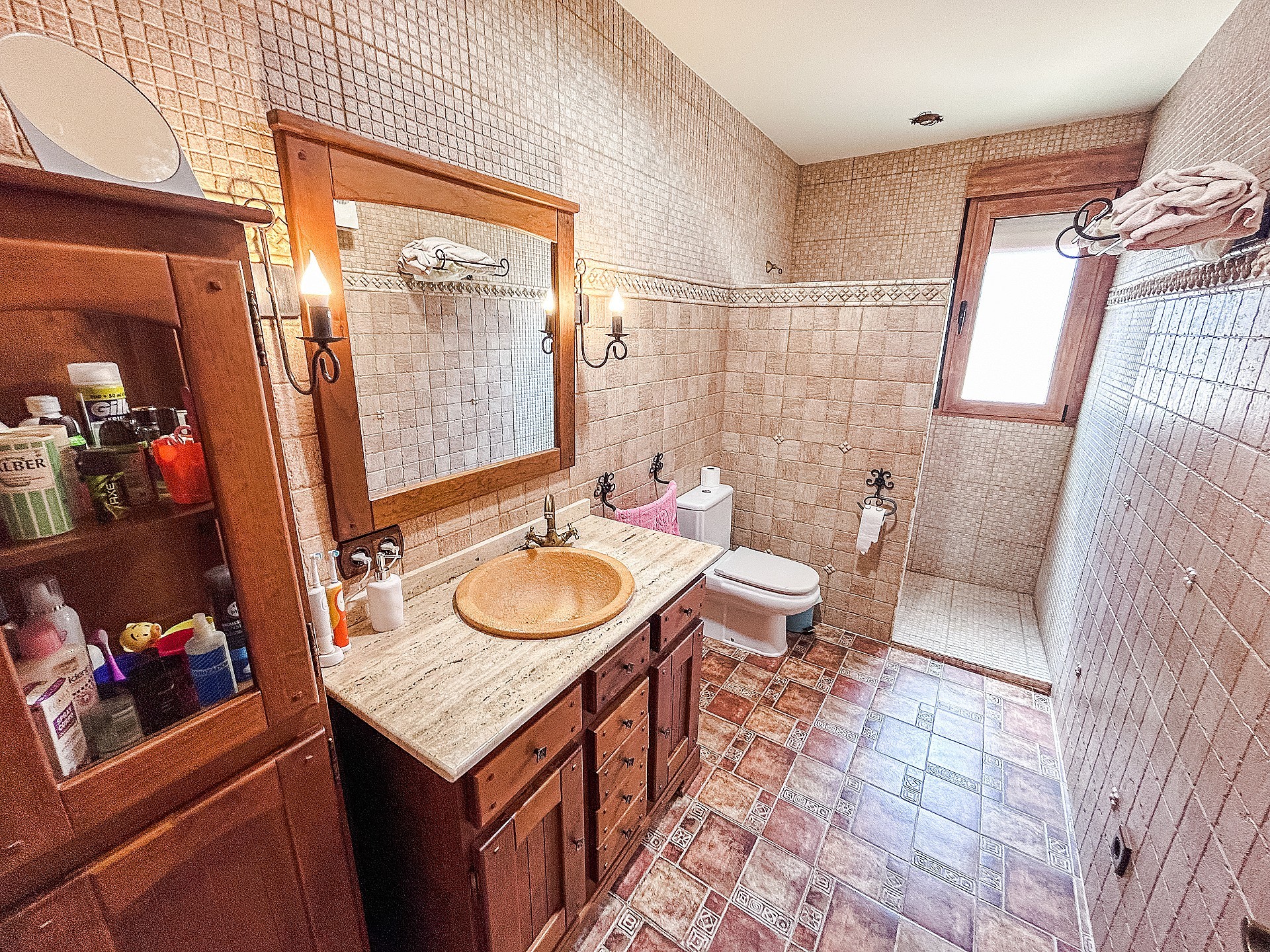 Resale - 3 Bedroom 2 Bathroom Country house in Petrer - - Alicante Resale - 3 Bedroom 2 Bathroom Country house in Petrer - - Alicante