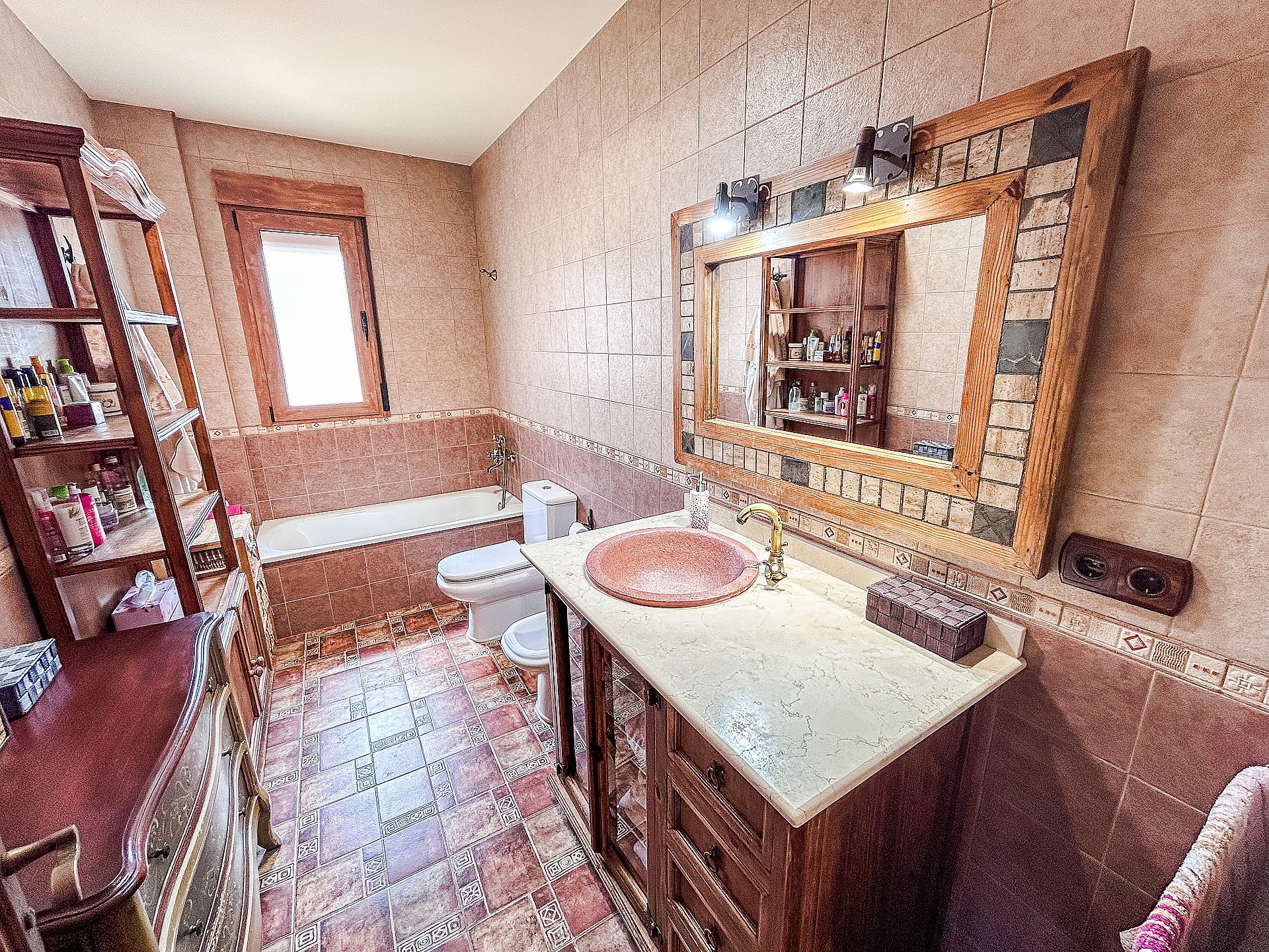 Resale - 3 Bedroom 2 Bathroom Country house in Petrer - - Alicante Resale - 3 Bedroom 2 Bathroom Country house in Petrer - - Alicante