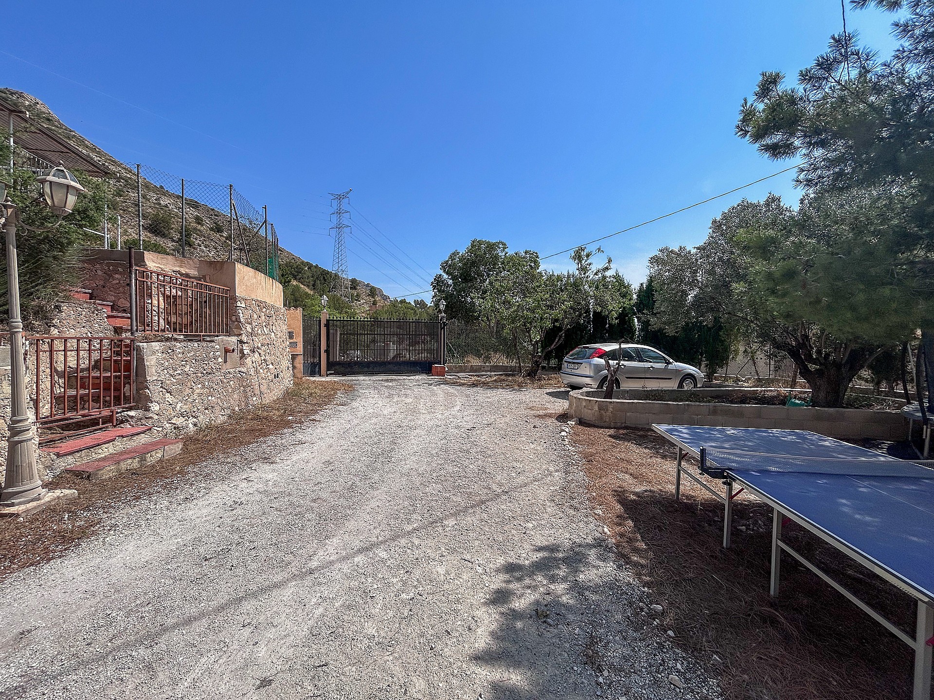 Resale - 3 Bedroom 2 Bathroom Country house in Petrer - - Alicante Resale - 3 Bedroom 2 Bathroom Country house in Petrer - - Alicante