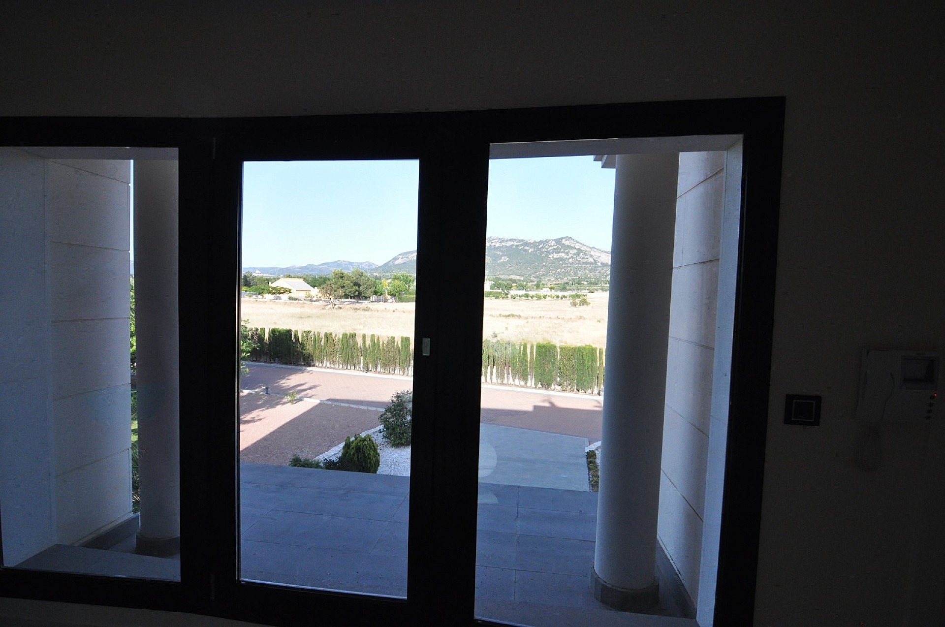 Resale - 4 Bedroom 2 Bathroom Villa in Villena - - Alicante Resale - 4 Bedroom 2 Bathroom Villa in Villena - - Alicante