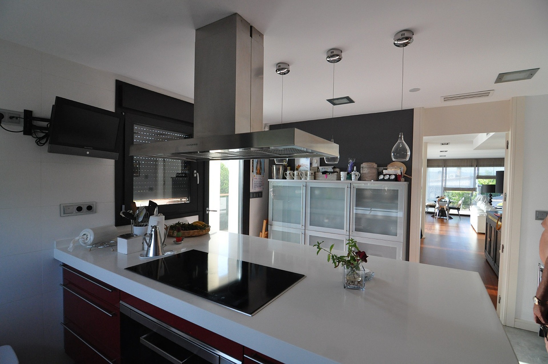 Resale - 4 Bedroom 2 Bathroom Villa in Villena - - Alicante Resale - 4 Bedroom 2 Bathroom Villa in Villena - - Alicante