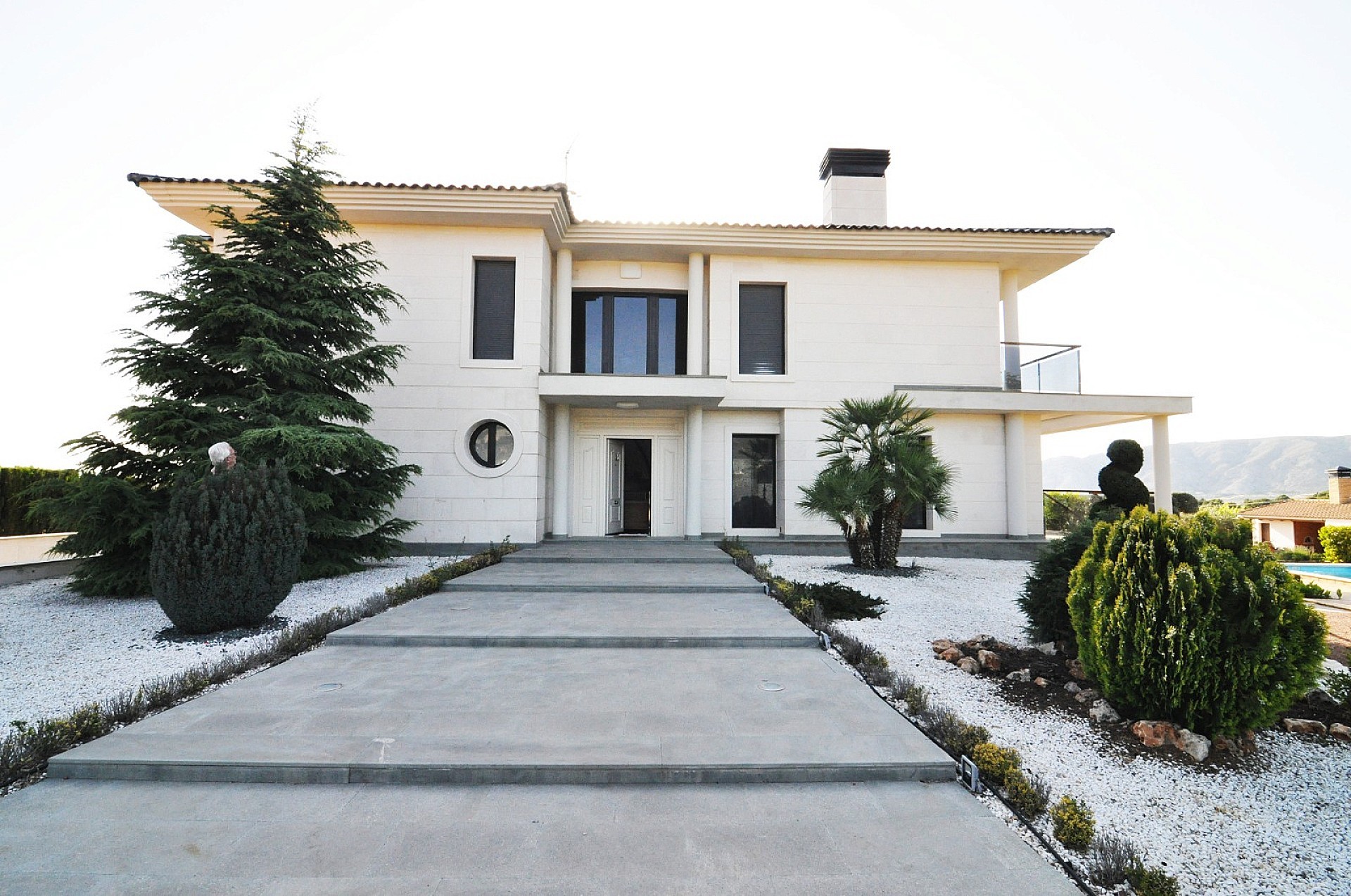 Resale - 4 Bedroom 2 Bathroom Villa in Villena - - Alicante Resale - 4 Bedroom 2 Bathroom Villa in Villena - - Alicante