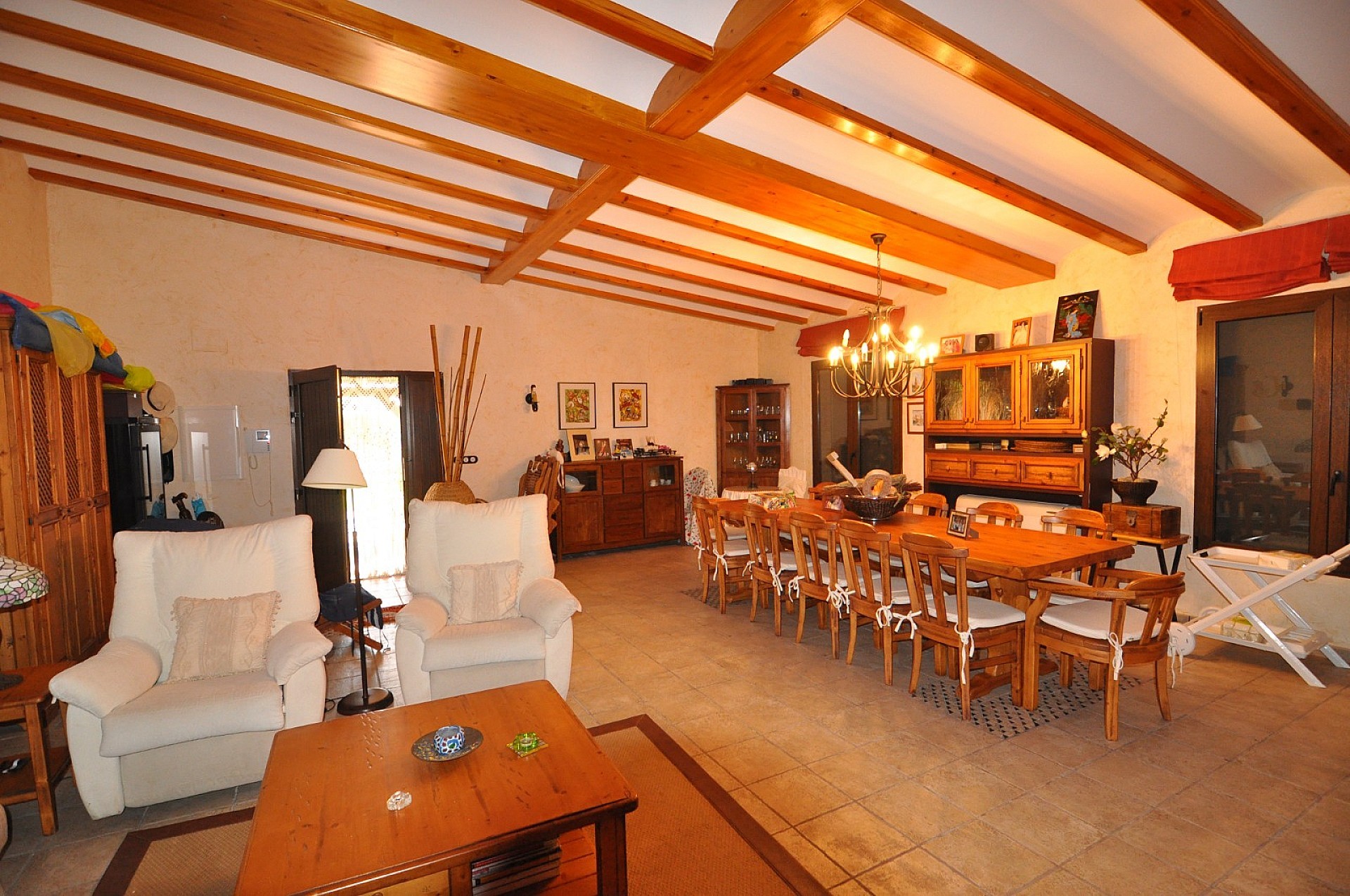 Resale - 4 Bedroom 2 Bathroom Villa in Villena - - Alicante Resale - 4 Bedroom 2 Bathroom Villa in Villena - - Alicante