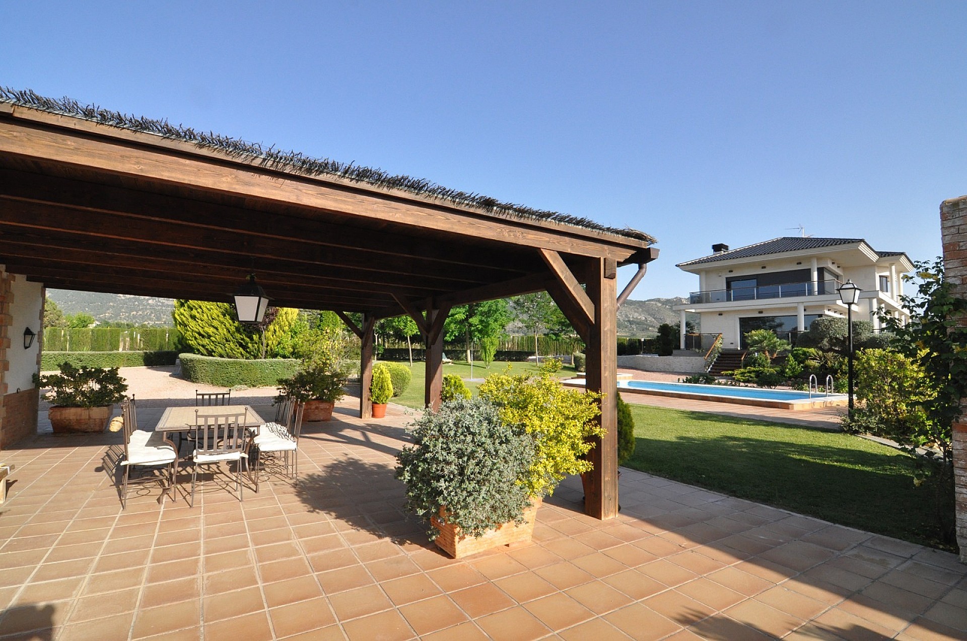 Resale - 4 Bedroom 2 Bathroom Villa in Villena - - Alicante Resale - 4 Bedroom 2 Bathroom Villa in Villena - - Alicante