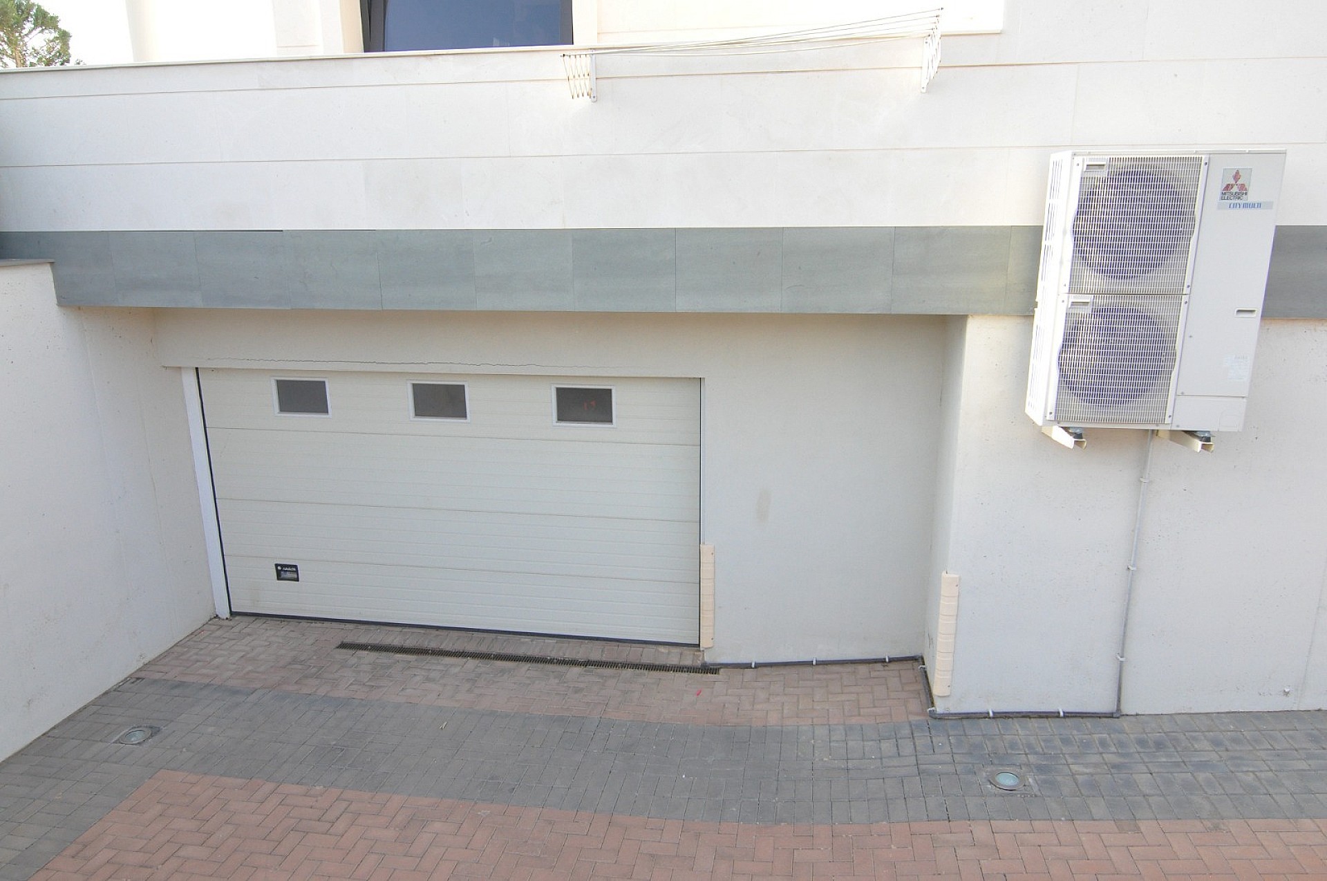 Resale - 4 Bedroom 2 Bathroom Villa in Villena - - Alicante Resale - 4 Bedroom 2 Bathroom Villa in Villena - - Alicante