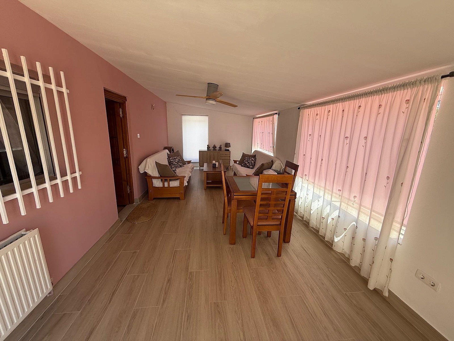 Resale - 4 Bedroom 1 Bathroom Villa in Villena - - Alicante Resale - 4 Bedroom 1 Bathroom Villa in Villena - - Alicante