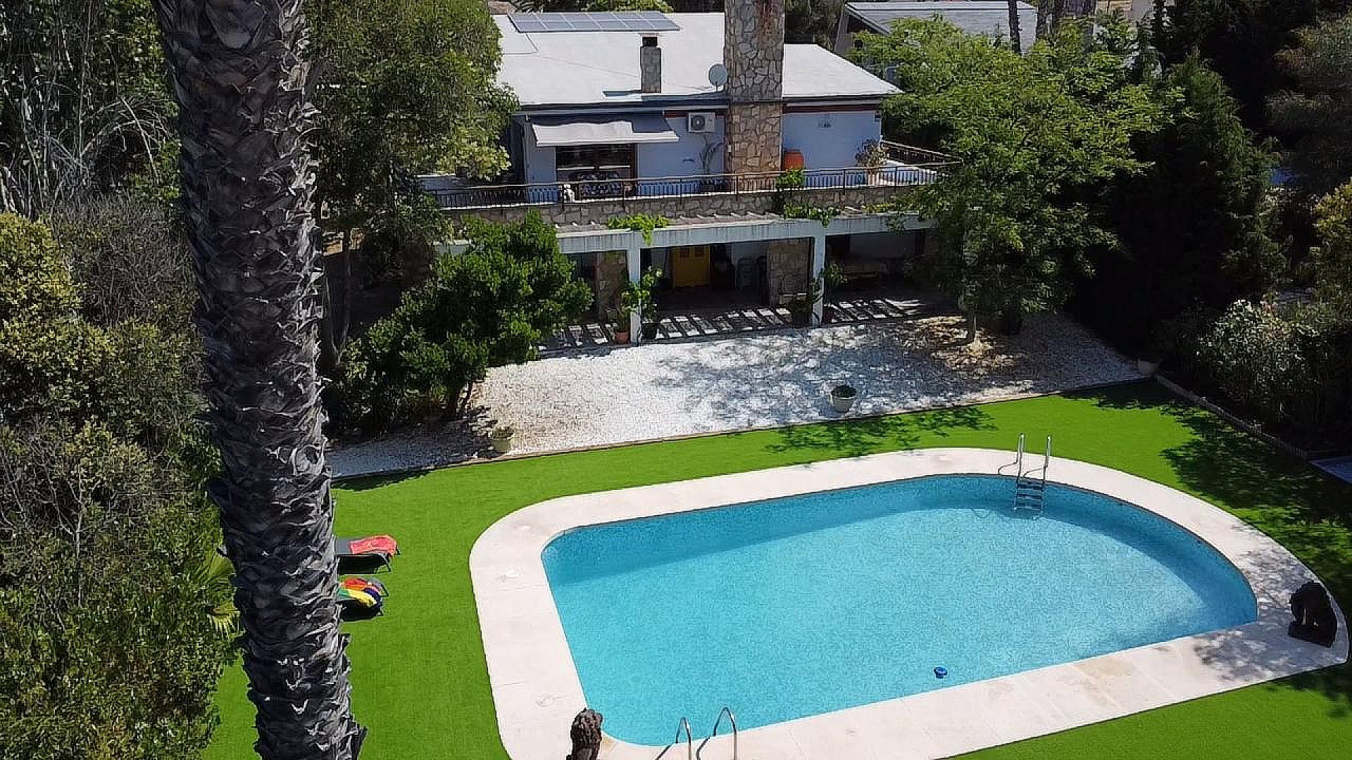 Resale - 4 Bedroom 3 Bathroom Villa in Petrer - - Alicante Resale - 4 Bedroom 3 Bathroom Villa in Petrer - - Alicante