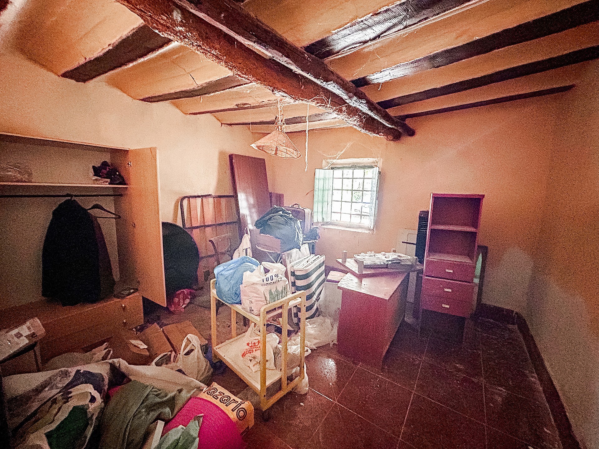 Sold - 8 Bedroom 2 Bathroom Country house in Yecla - - Murcia Sold - 8 Bedroom 2 Bathroom Country house in Yecla - - Murcia