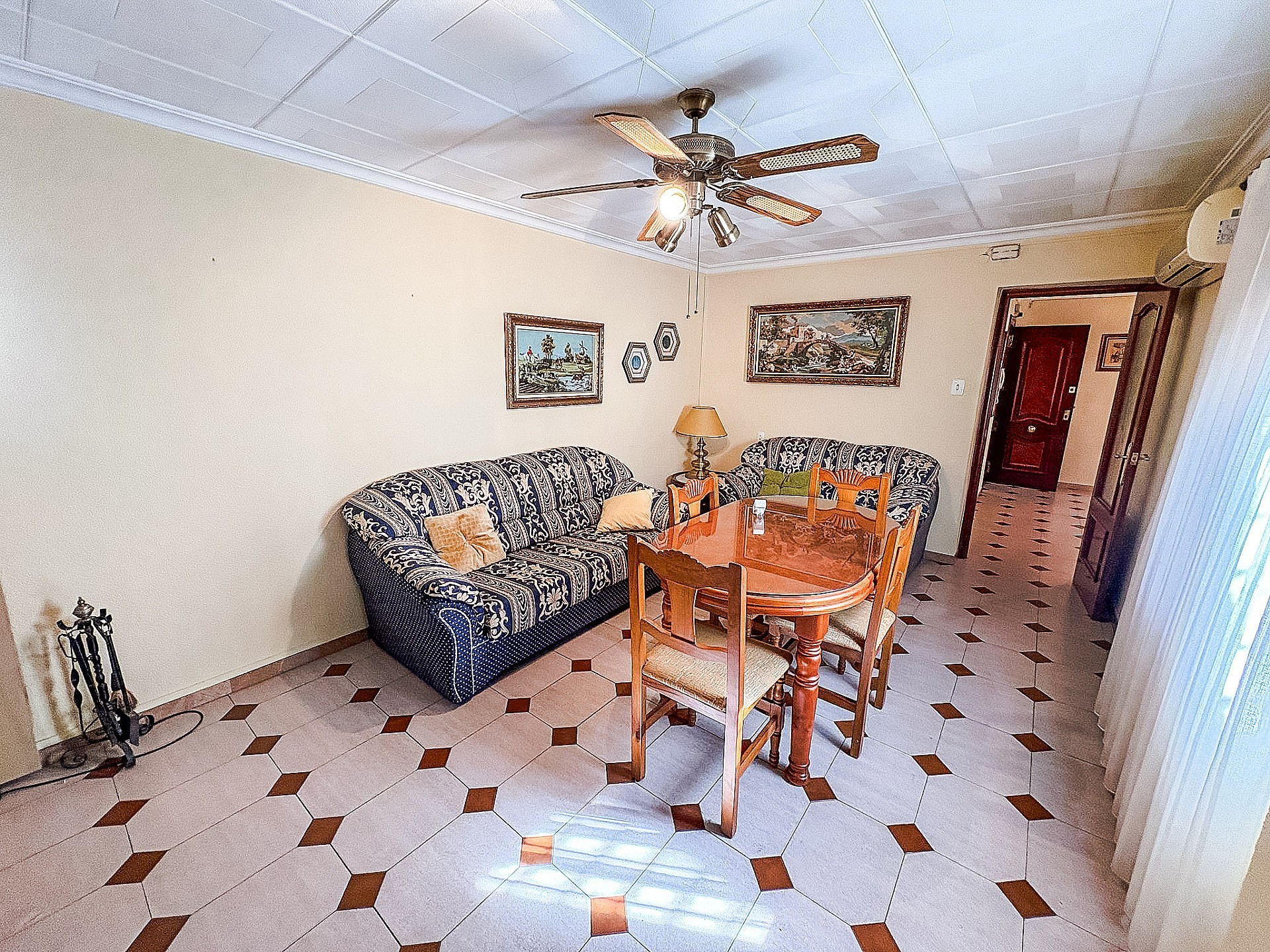 Sold - 4 Bedroom 2 Bathroom Townhouse in Elda - - Alicante Sold - 4 Bedroom 2 Bathroom Townhouse in Elda - - Alicante