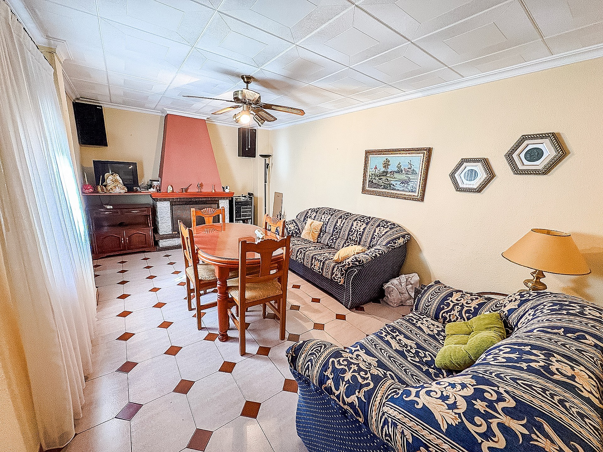 Sold - 4 Bedroom 2 Bathroom Townhouse in Elda - - Alicante Sold - 4 Bedroom 2 Bathroom Townhouse in Elda - - Alicante