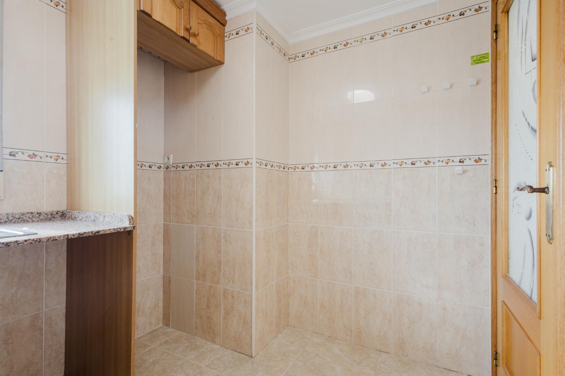 Resale - 2 Bedroom 1 Bathroom Apartamento in Torrevieja - centro - Alicante Resale - 2 Bedroom 1 Bathroom Apartamento in Torrevieja - centro - Alicante