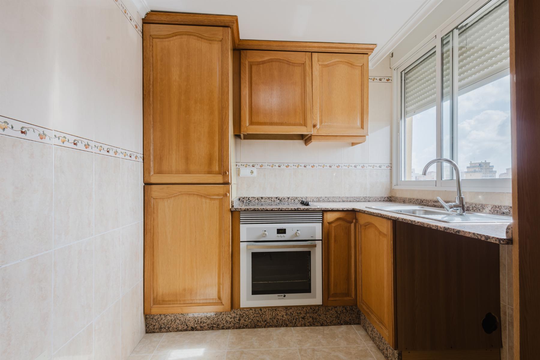 Resale - 2 Bedroom 1 Bathroom Apartamento in Torrevieja - centro - Alicante Resale - 2 Bedroom 1 Bathroom Apartamento in Torrevieja - centro - Alicante