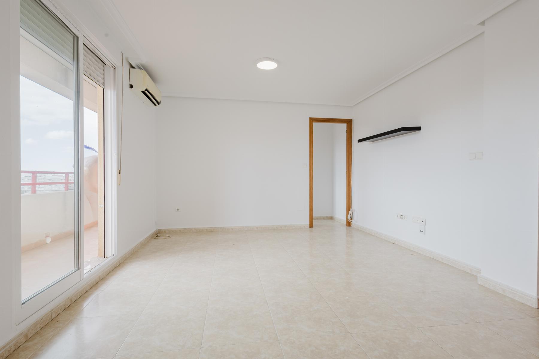 Resale - 2 Bedroom 1 Bathroom Apartamento in Torrevieja - centro - Alicante Resale - 2 Bedroom 1 Bathroom Apartamento in Torrevieja - centro - Alicante