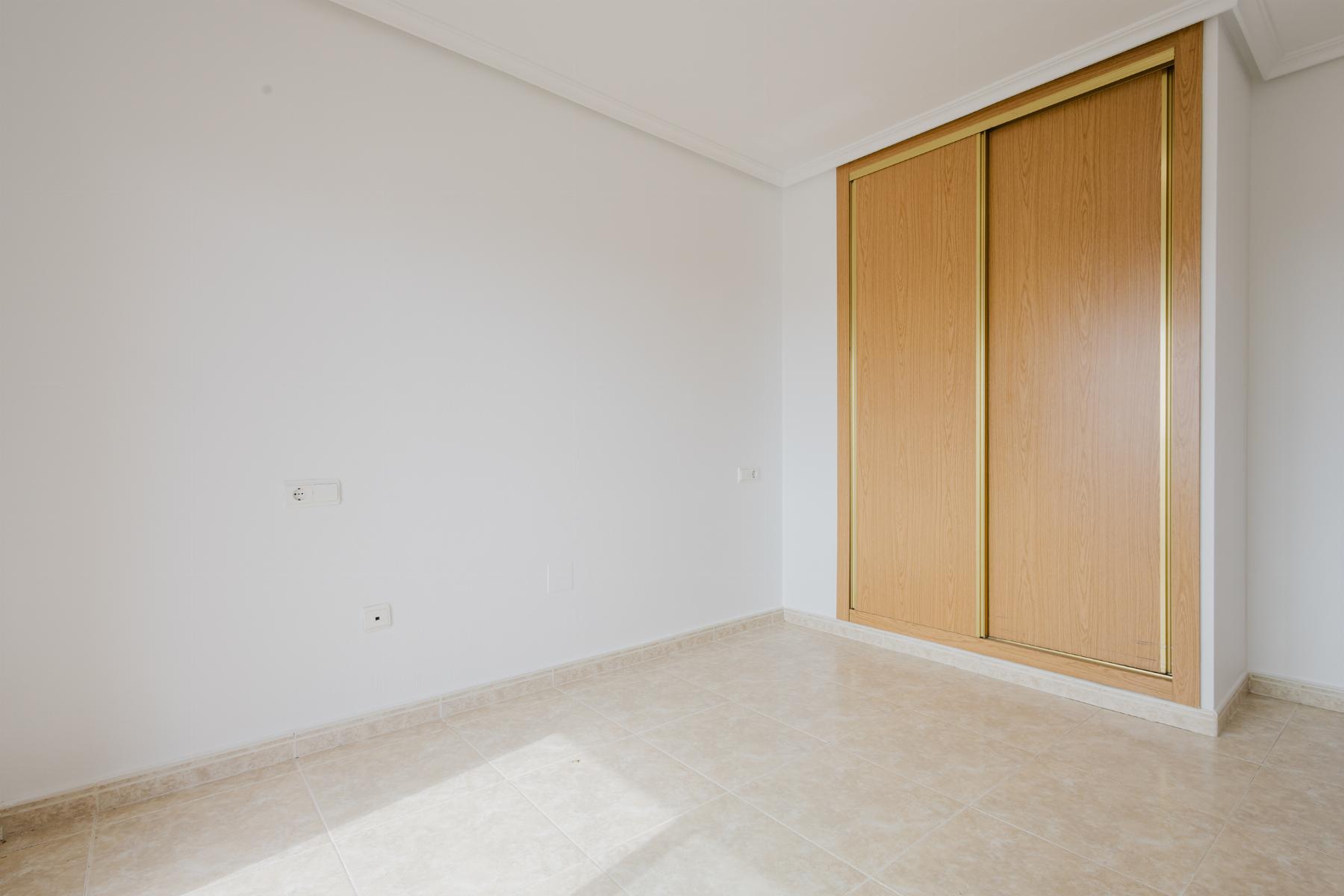 Resale - 2 Bedroom 1 Bathroom Apartamento in Torrevieja - centro - Alicante Resale - 2 Bedroom 1 Bathroom Apartamento in Torrevieja - centro - Alicante