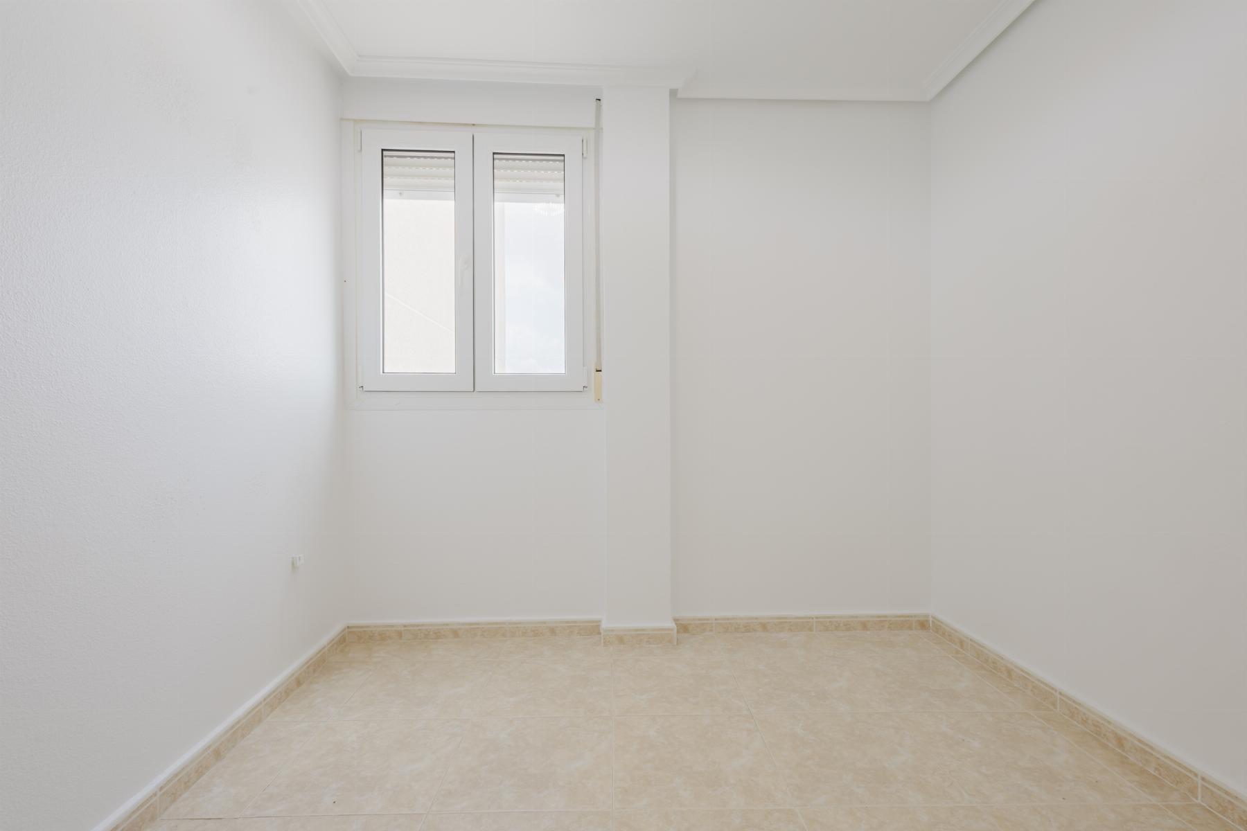 Resale - 2 Bedroom 1 Bathroom Apartamento in Torrevieja - centro - Alicante Resale - 2 Bedroom 1 Bathroom Apartamento in Torrevieja - centro - Alicante