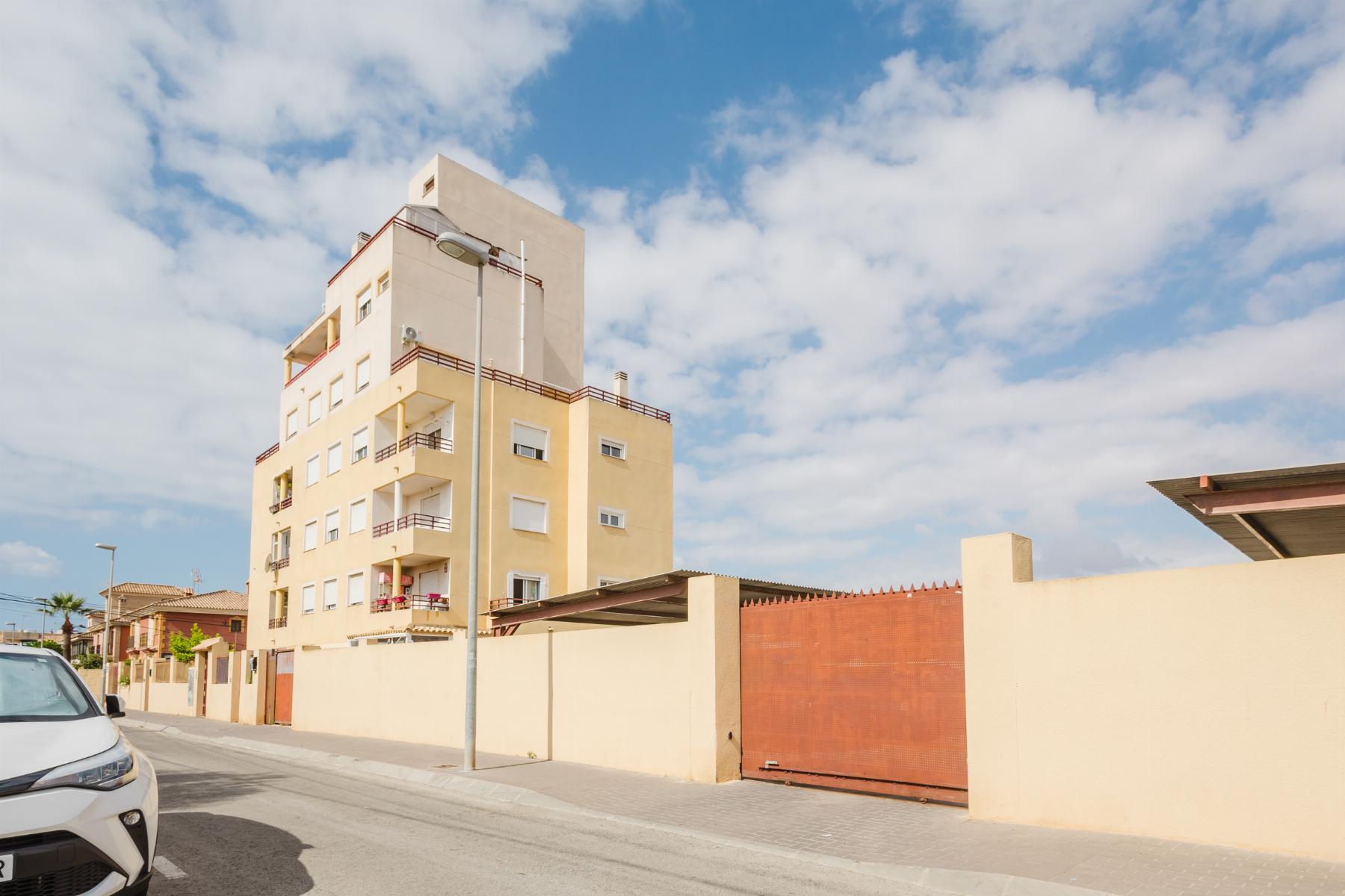 Resale - 2 Bedroom 1 Bathroom Apartamento in Torrevieja - centro - Alicante Resale - 2 Bedroom 1 Bathroom Apartamento in Torrevieja - centro - Alicante