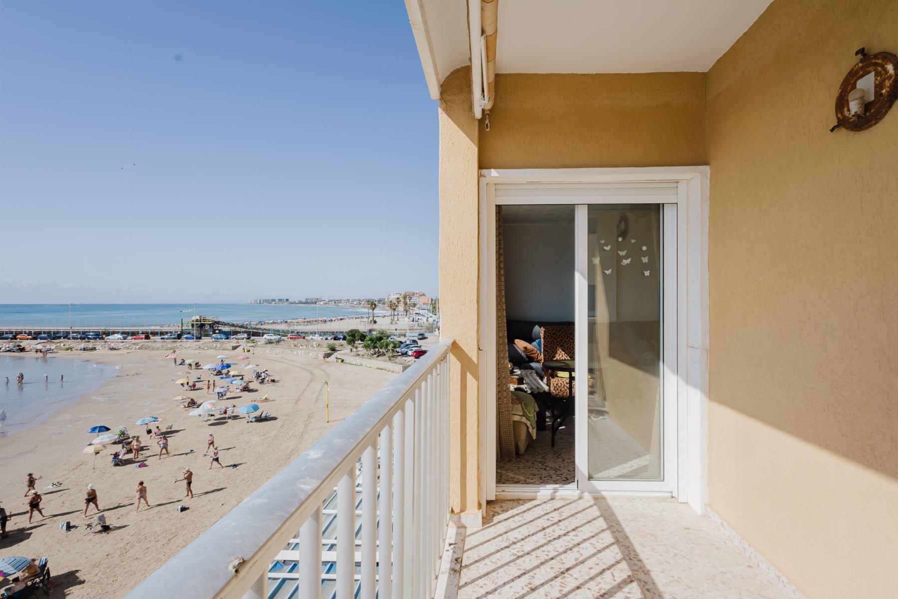 Sold - 3 Bedroom 2 Bathroom Apartamento in Torrevieja - Playa de La Acequion - Alicante Sold - 3 Bedroom 2 Bathroom Apartamento in Torrevieja - Playa de La Acequion - Alicante