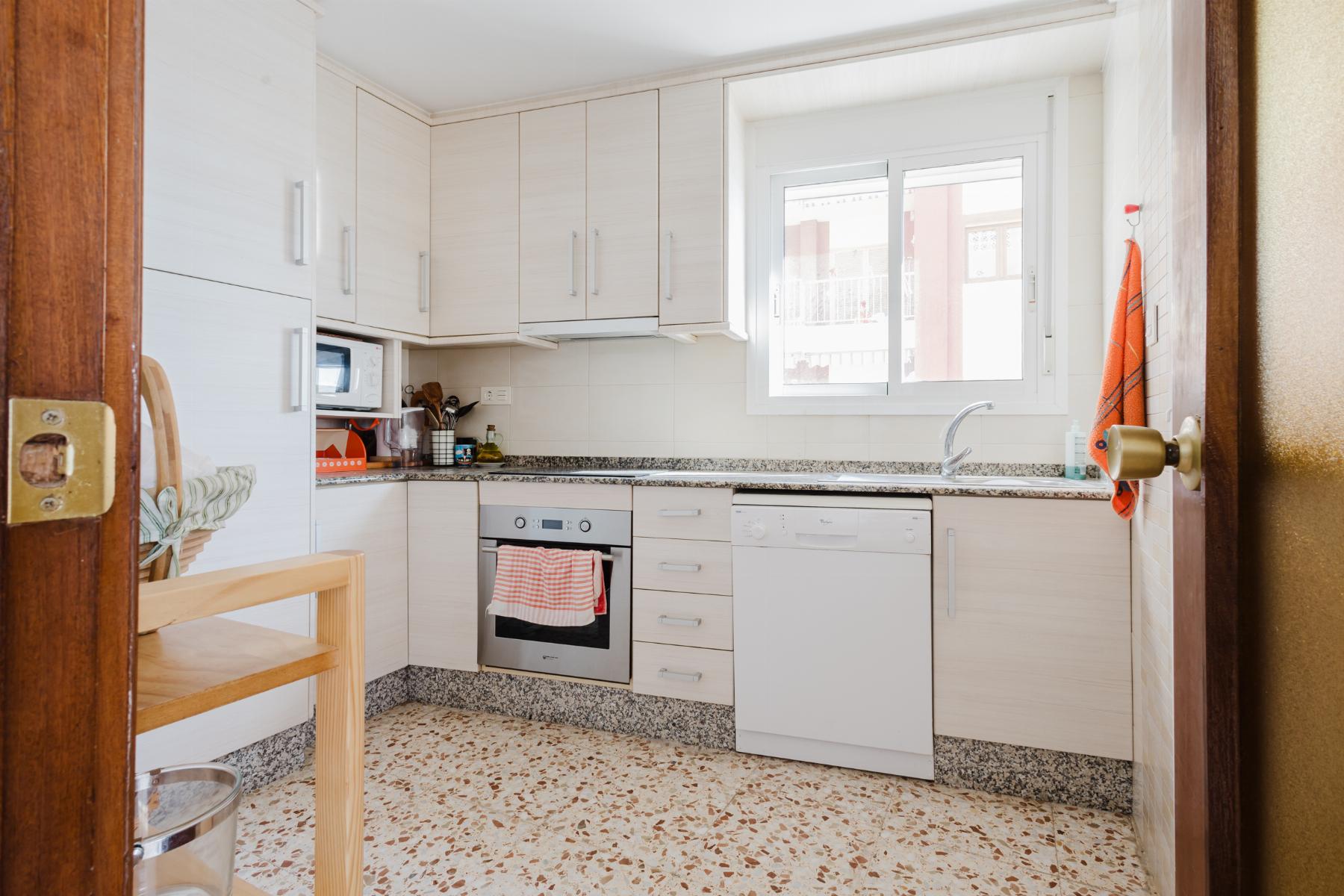 Sold - 3 Bedroom 2 Bathroom Apartamento in Torrevieja - Playa de La Acequion - Alicante Sold - 3 Bedroom 2 Bathroom Apartamento in Torrevieja - Playa de La Acequion - Alicante