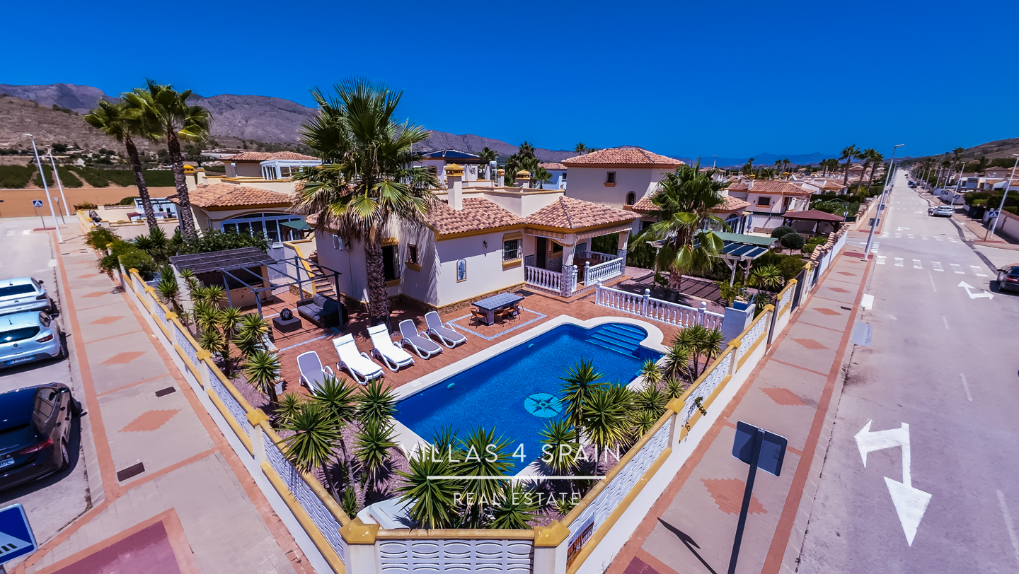Sold - 3 Bed 2 Bath Villa with Private Pool and Parking in Hondon de los Frailes - Av. de Alicante - Alicante Sold - 3 Bed 2 Bath Villa with Private Pool and Parking in Hondon de los Frailes - Av. de Alicante - Alicante