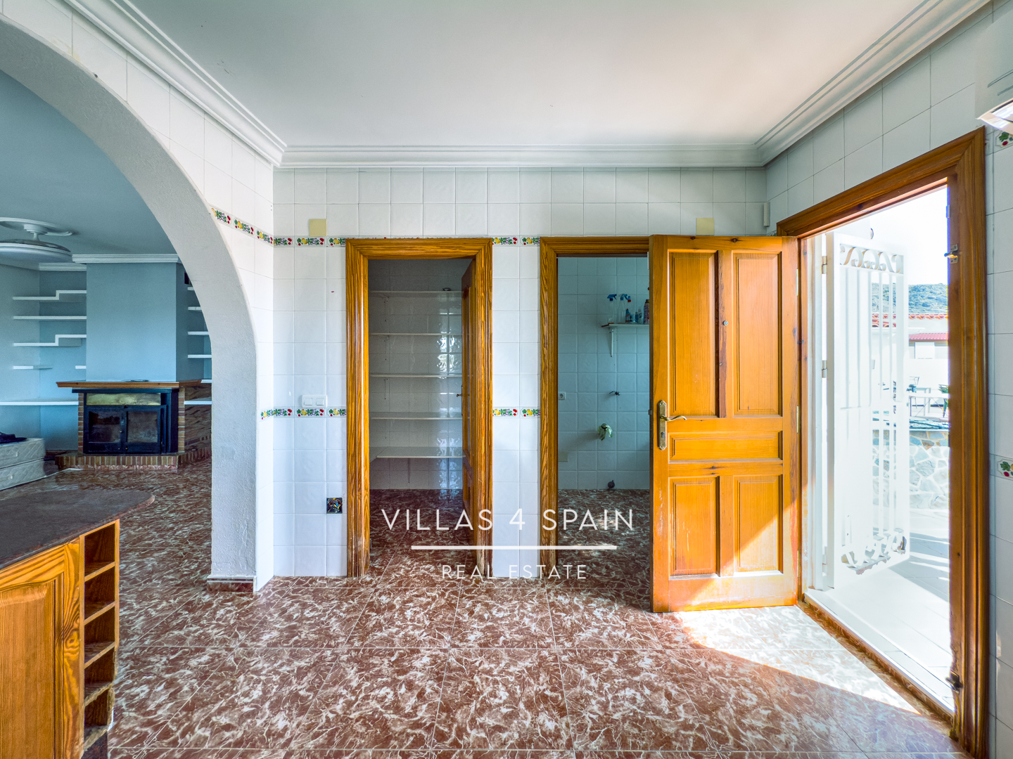 Resale - 3 Bed Villa with Private Pool and Large Plot - calle los banos - Murcia Resale - 3 Bed Villa with Private Pool and Large Plot - calle los banos - Murcia