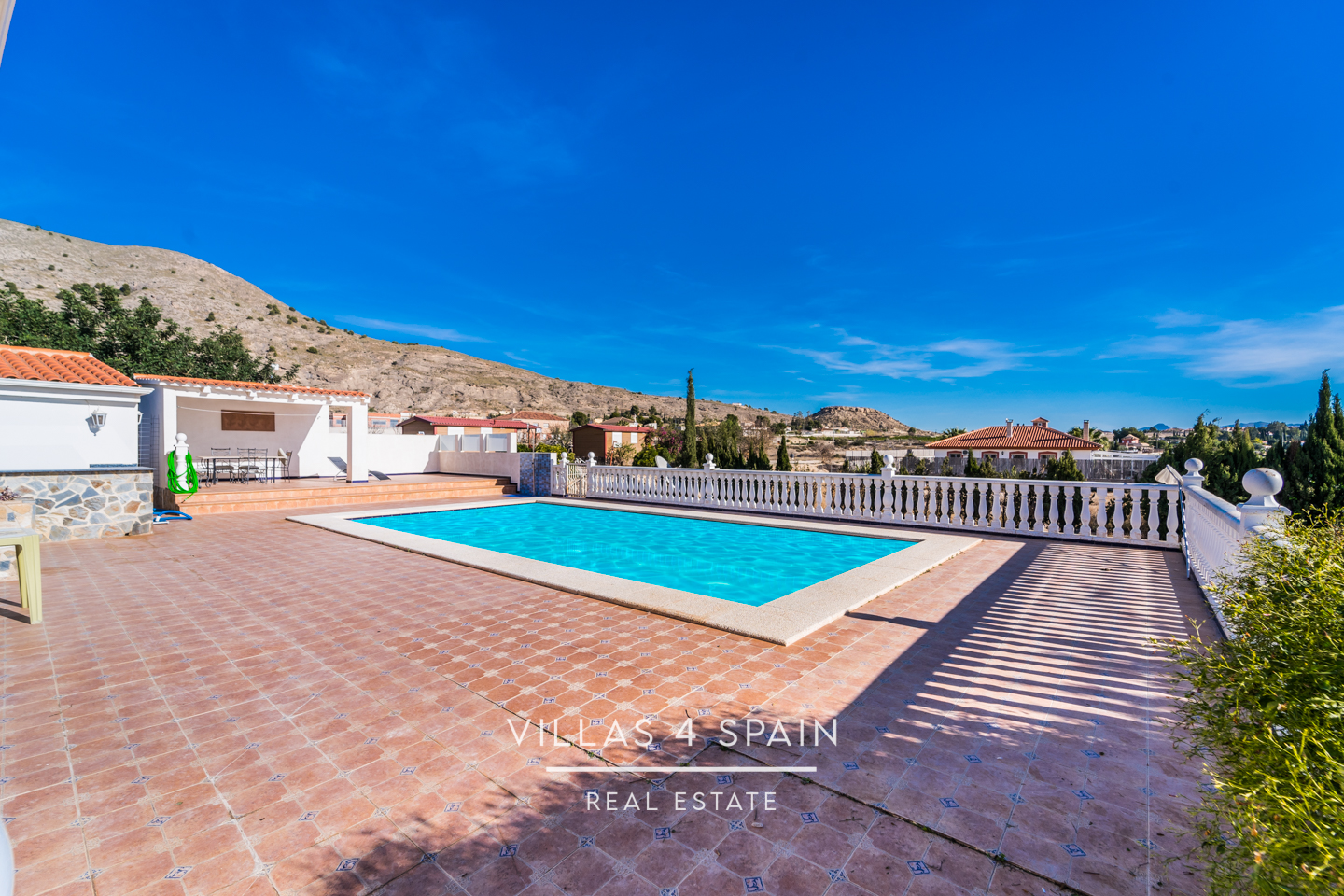 Resale - 3 Bed Villa with Private Pool and Large Plot - calle los banos - Murcia Resale - 3 Bed Villa with Private Pool and Large Plot - calle los banos - Murcia