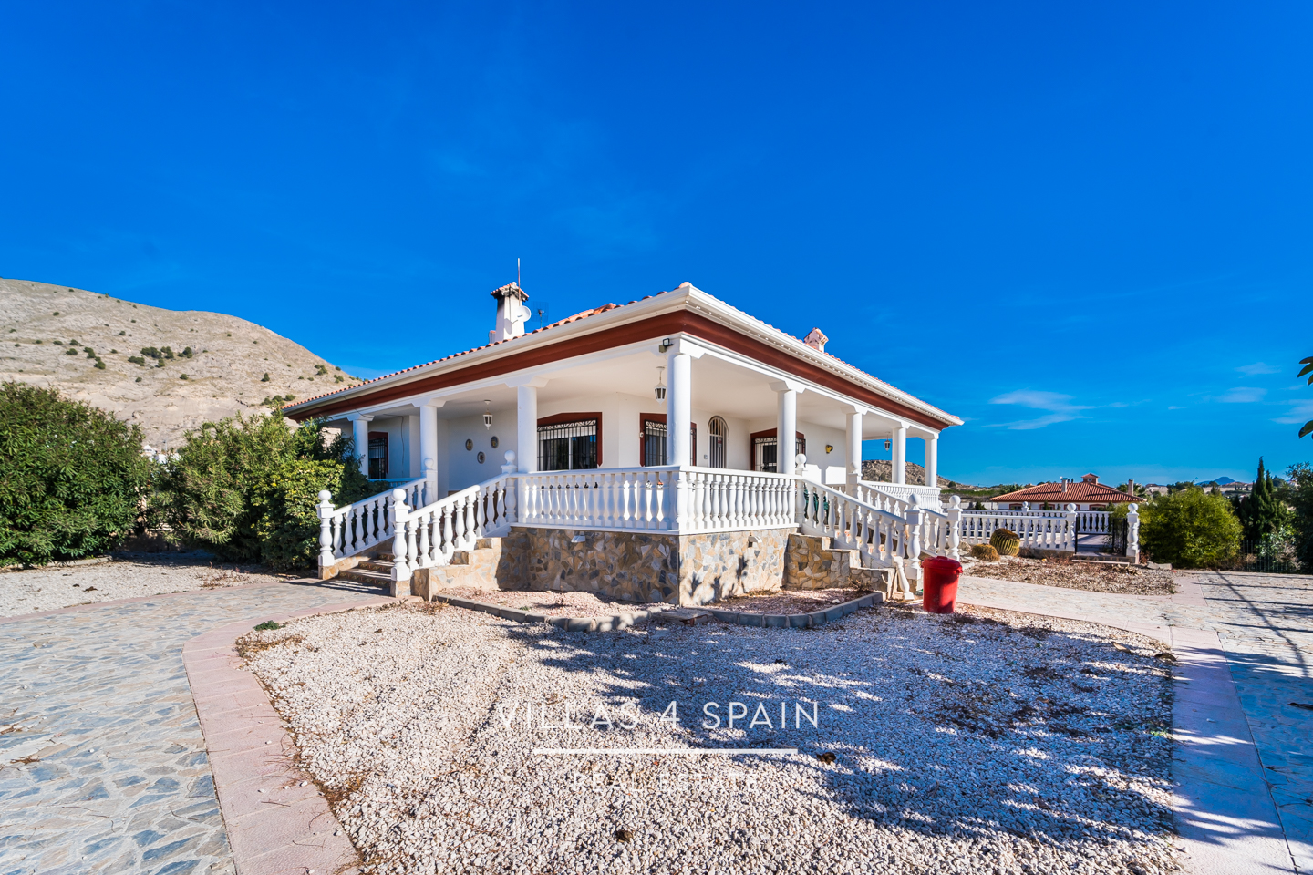 Resale - 3 Bed Villa with Private Pool and Large Plot - calle los banos - Murcia Resale - 3 Bed Villa with Private Pool and Large Plot - calle los banos - Murcia