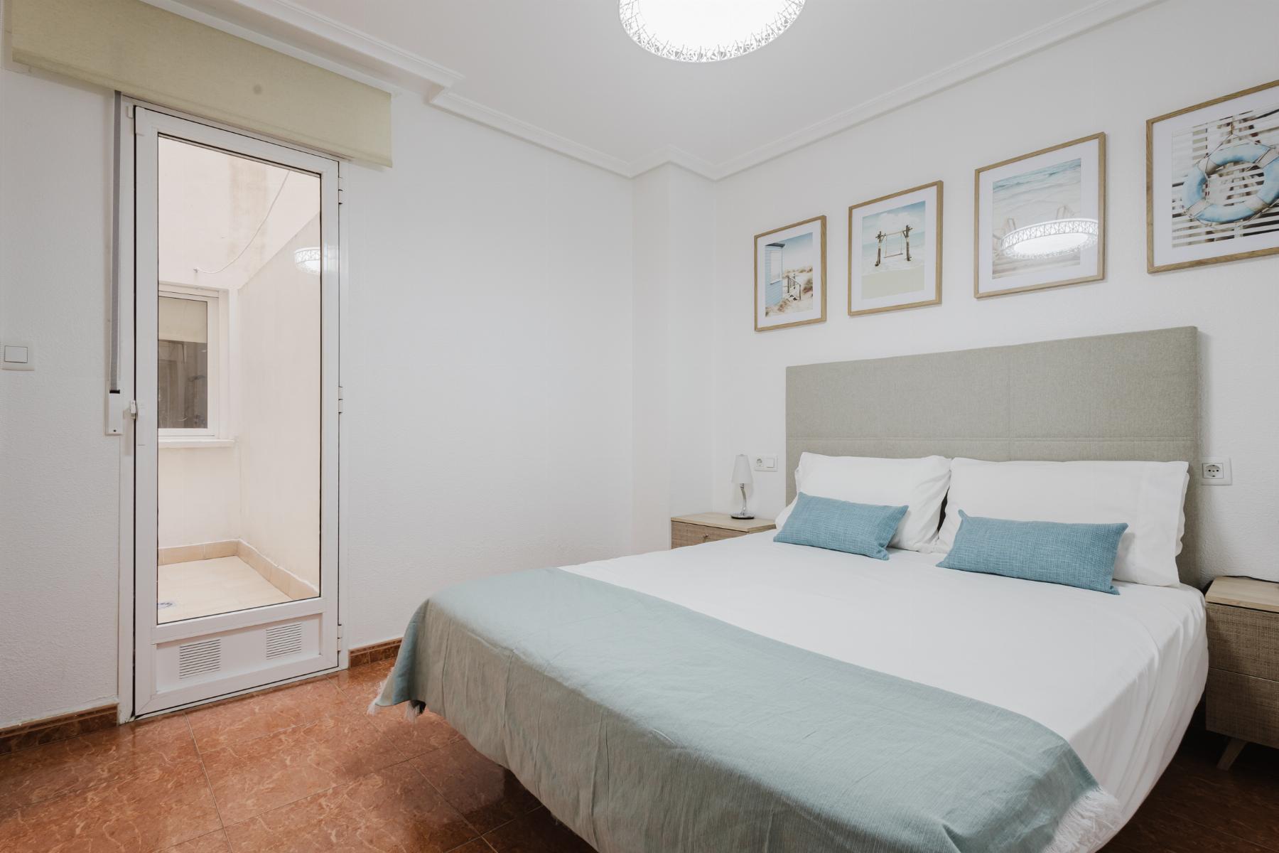 Resale - 2 Bedroom 1 Bathroom Apartamento in Torrevieja - centro - Alicante Resale - 2 Bedroom 1 Bathroom Apartamento in Torrevieja - centro - Alicante