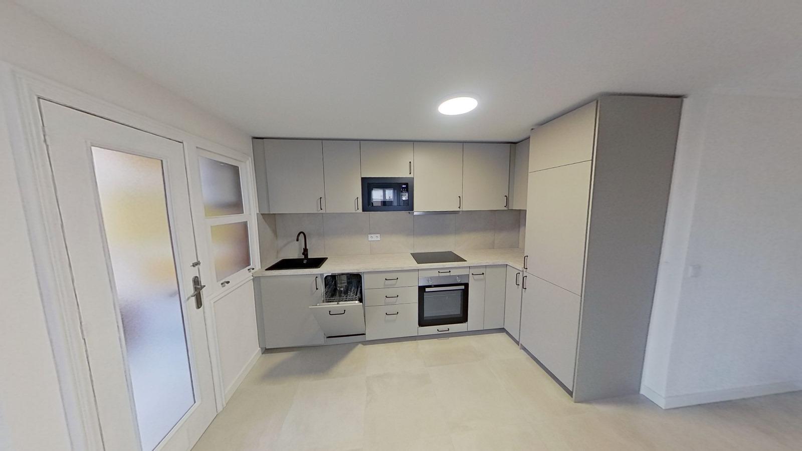 Resale - 3 Bedroom 2 Bathroom Apartamento in Torrevieja - Playa del Acequión - Alicante Resale - 3 Bedroom 2 Bathroom Apartamento in Torrevieja - Playa del Acequión - Alicante