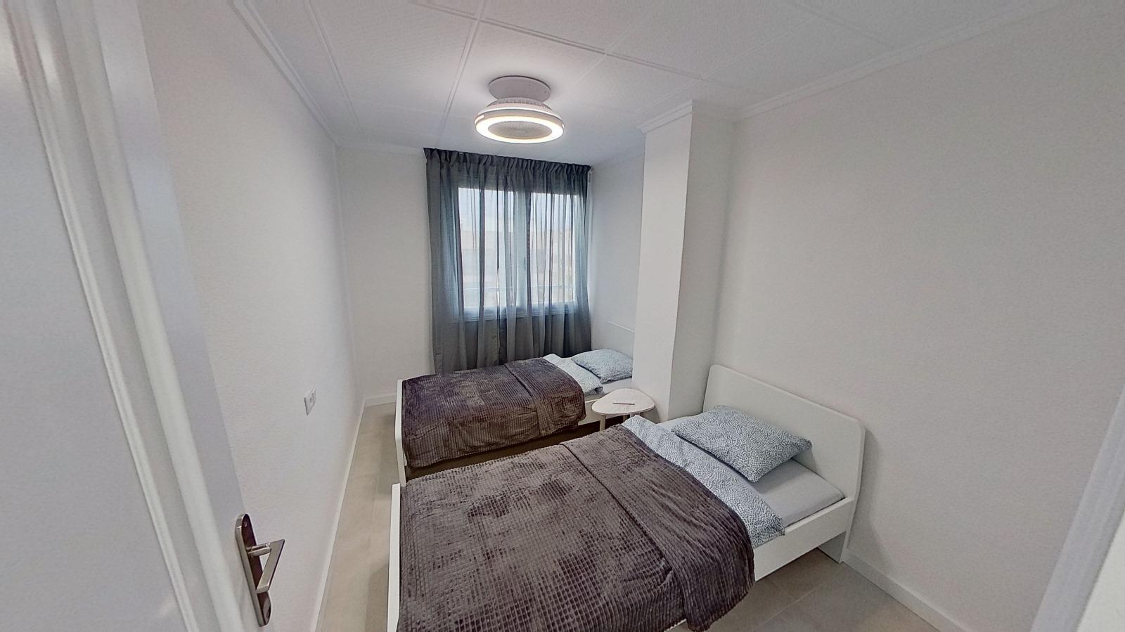 Resale - 3 Bedroom 2 Bathroom Apartamento in Torrevieja - Playa del Acequión - Alicante Resale - 3 Bedroom 2 Bathroom Apartamento in Torrevieja - Playa del Acequión - Alicante