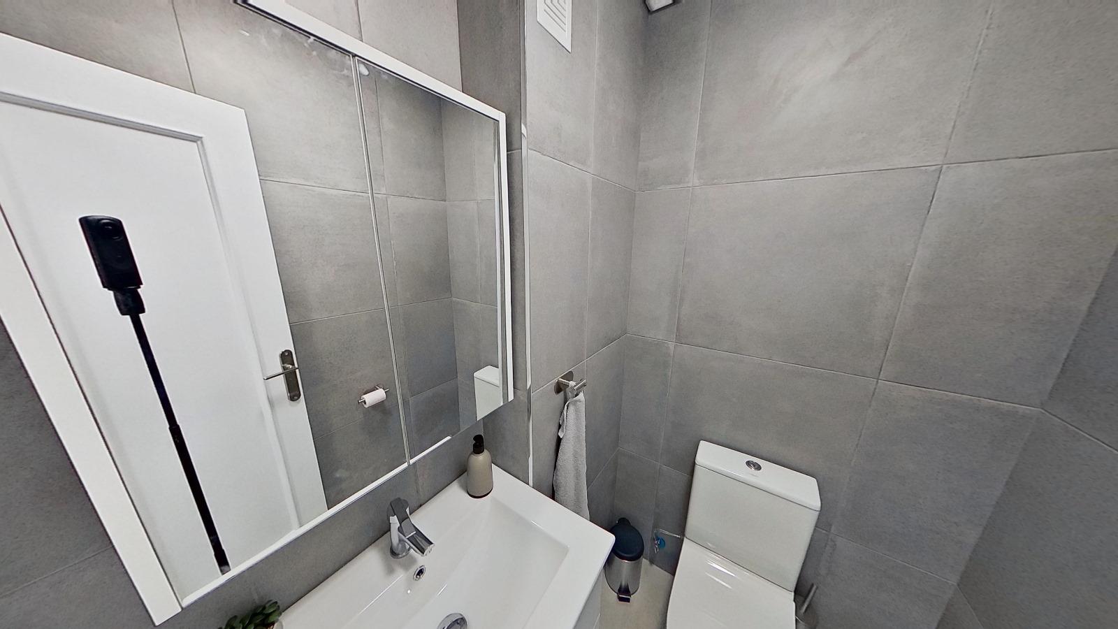 Resale - 3 Bedroom 2 Bathroom Apartamento in Torrevieja - Playa del Acequión - Alicante Resale - 3 Bedroom 2 Bathroom Apartamento in Torrevieja - Playa del Acequión - Alicante