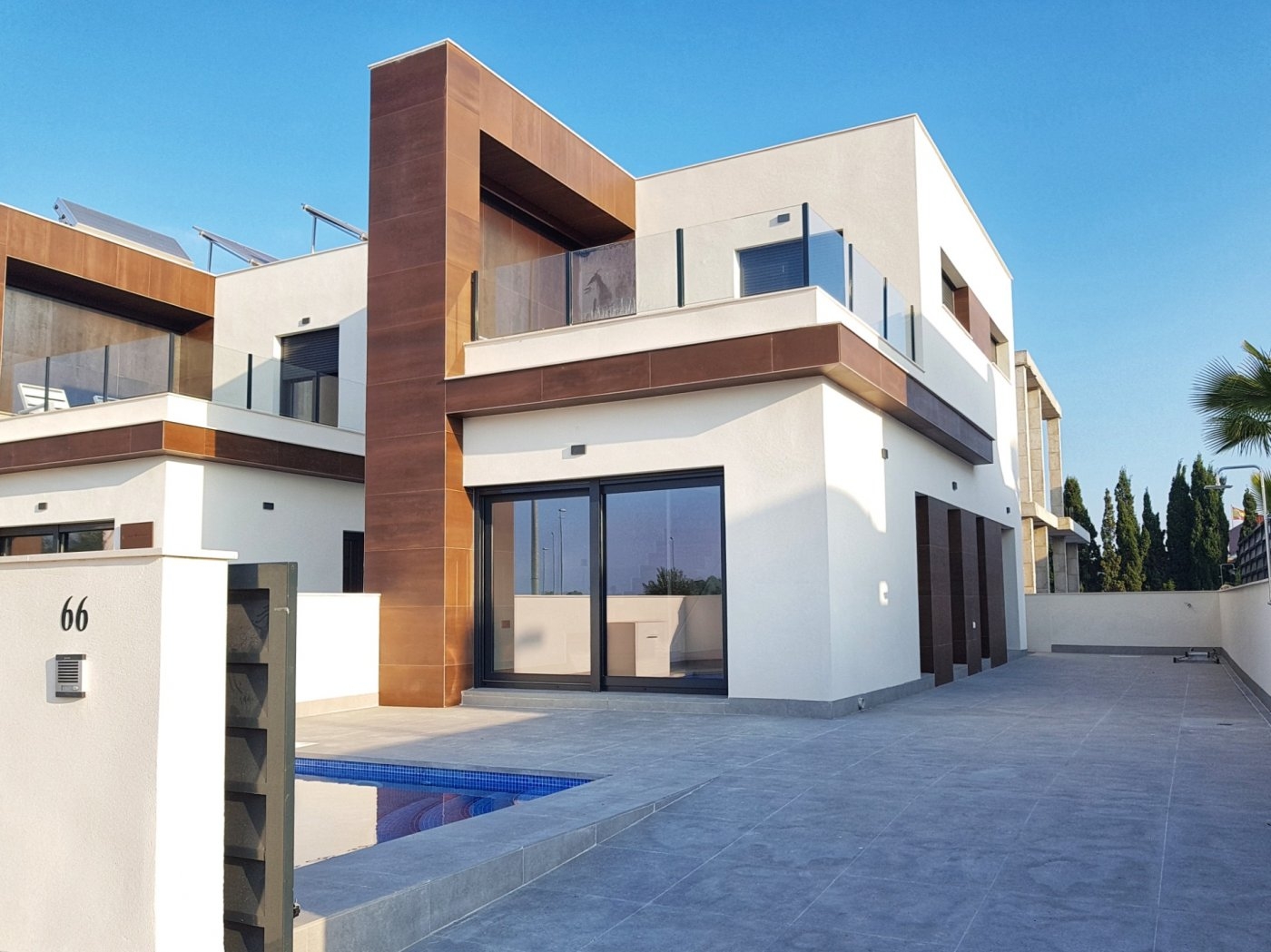 3 Bedroom 2 Bathroom Semidetached in Daya Nueva