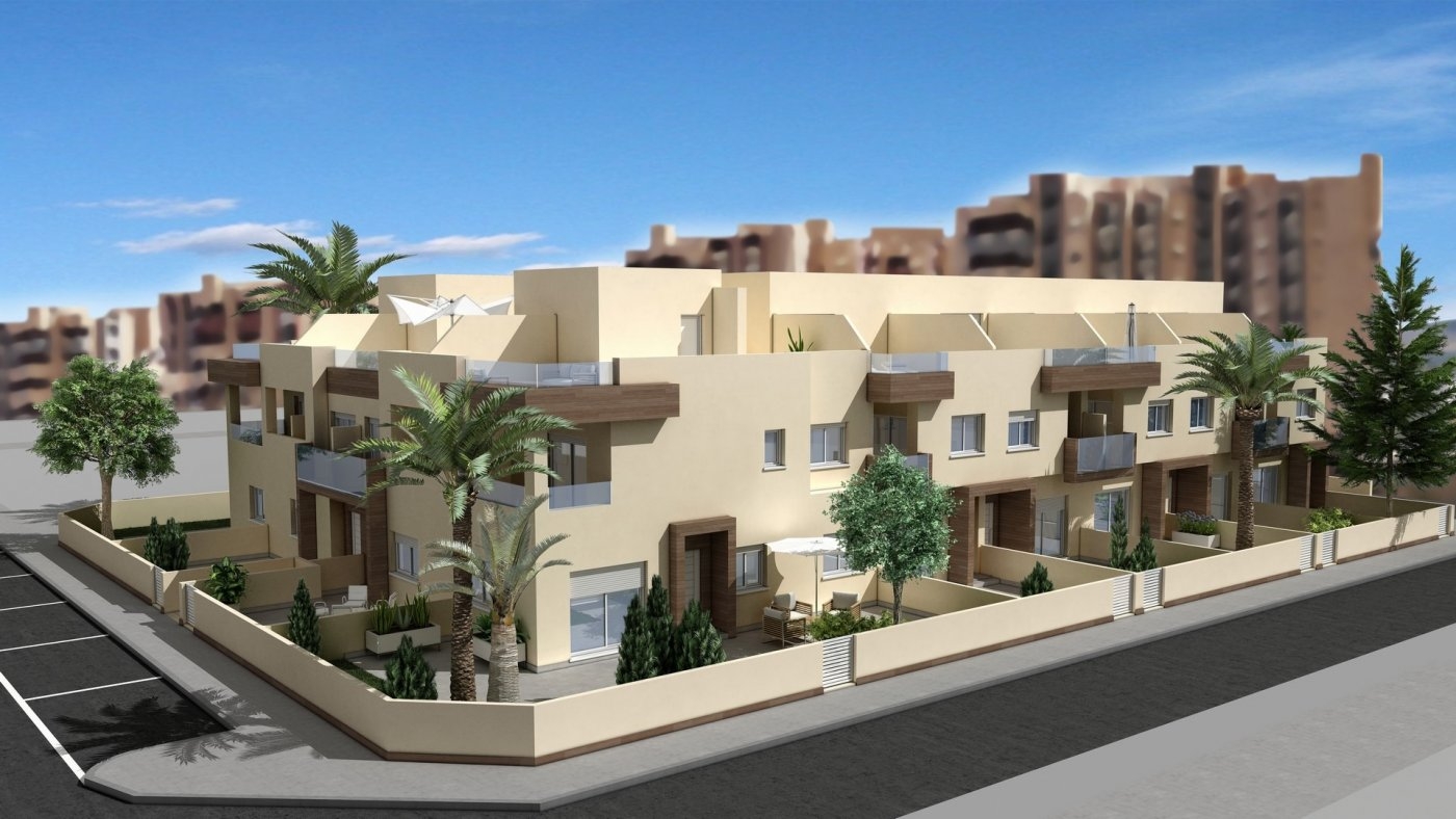 2 Bedroom 2 Bathroom town house in La Manga del Mar Menor
