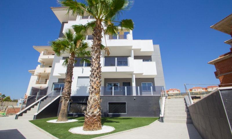 2 Bedroom 2 Bathroom Ground floor apartment in Orihuela Costa