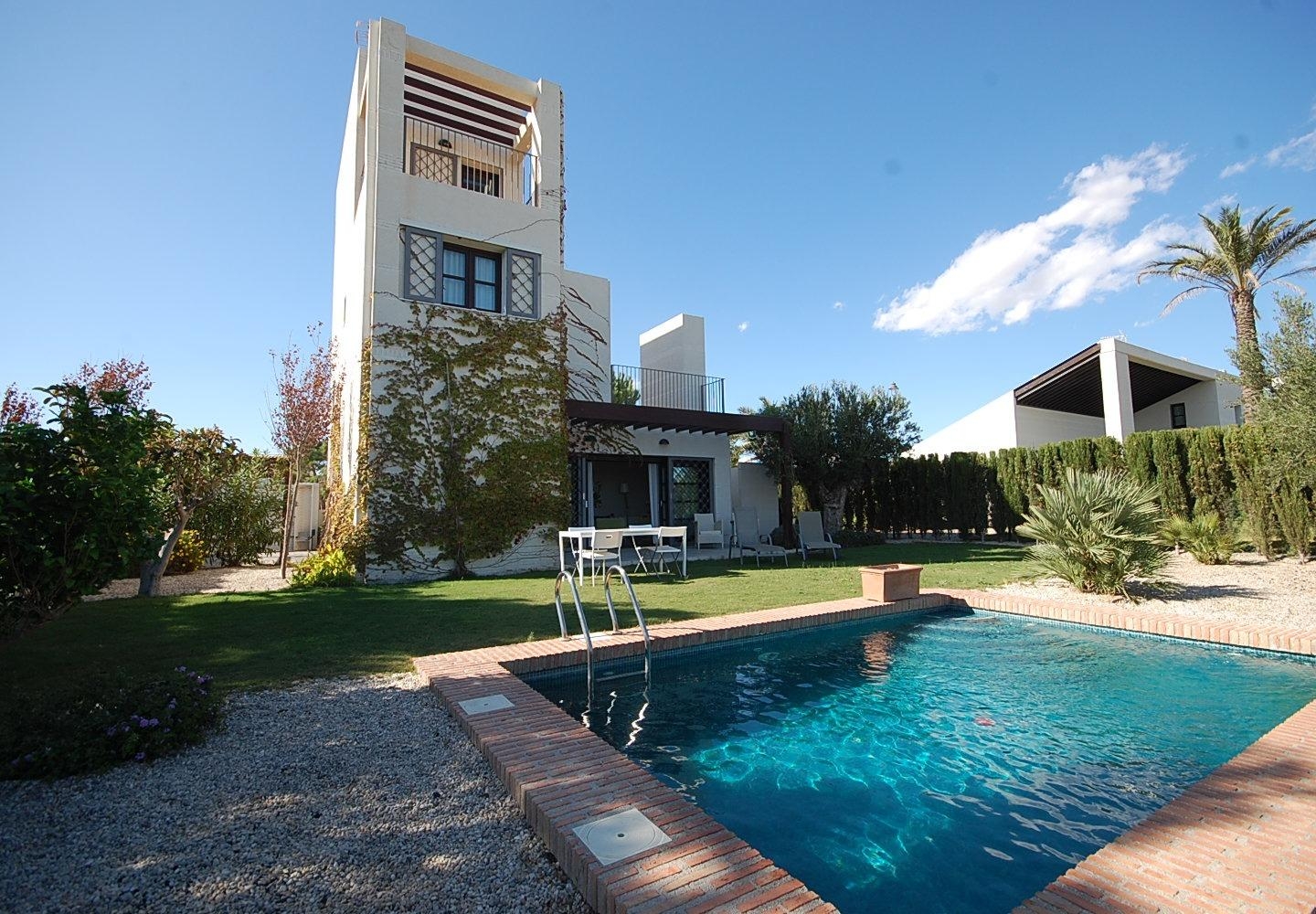 4 Bedroom 2 Bathroom villa in Sucina