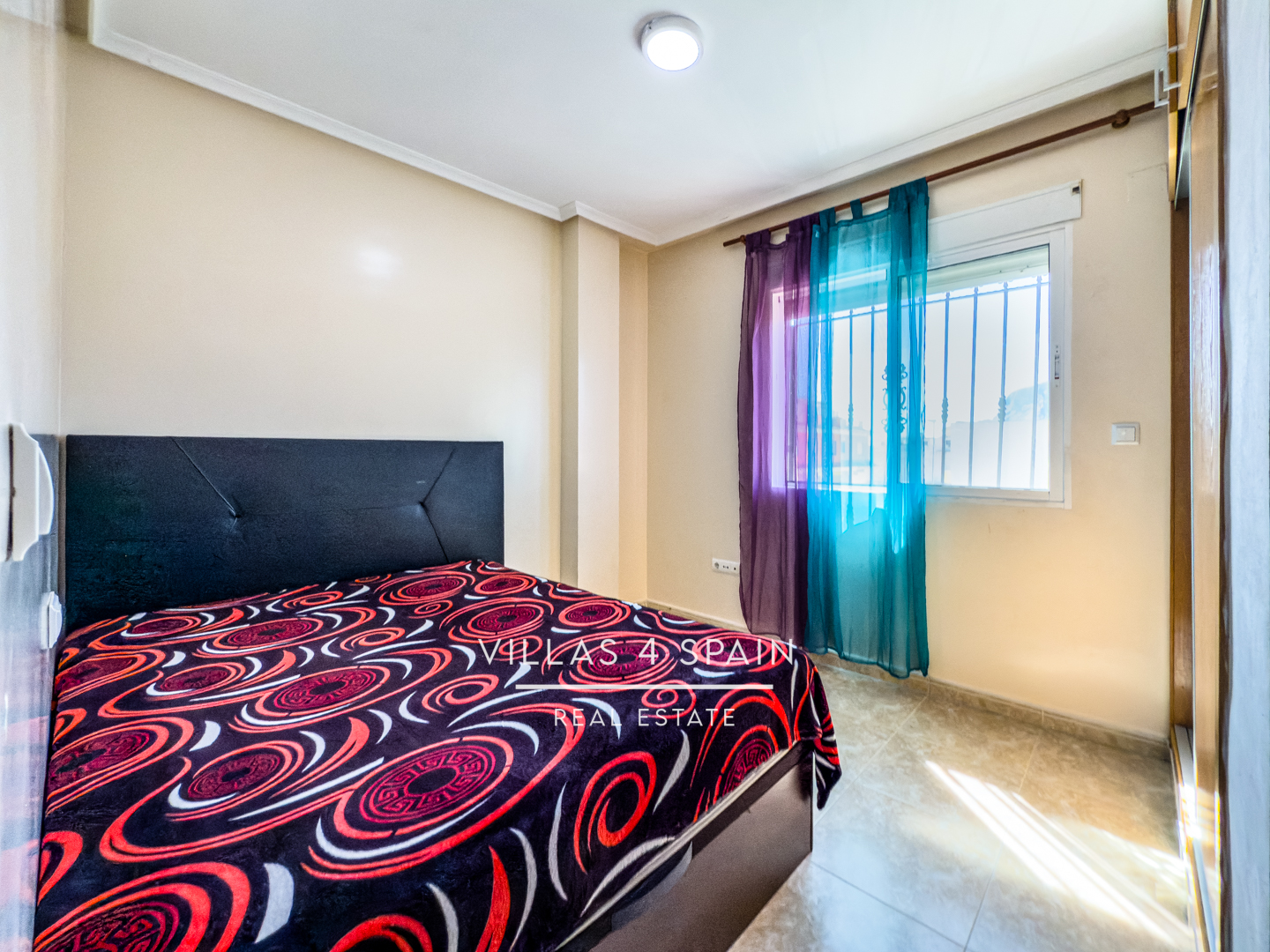 Resale - 3 bed 2 bath townhouse with large garage in Cox, Orihuela - calle el gestor - Alicante Resale - 3 bed 2 bath townhouse with large garage in Cox, Orihuela - calle el gestor - Alicante